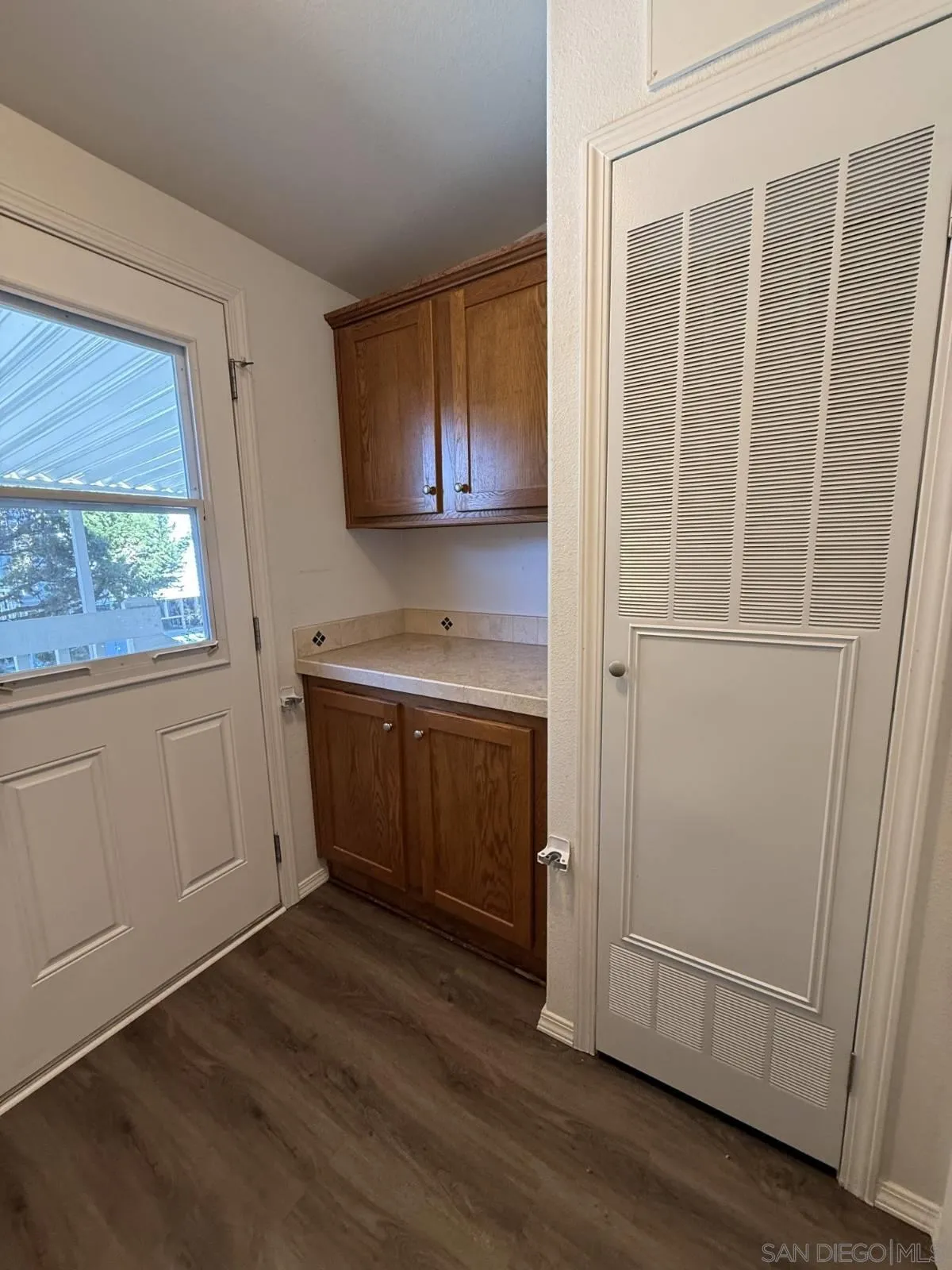 https://cdn.realtyfeed.com/cdn/127/260014188/98c8ec9c42b5f6983cc54d1f3db3cd5e.webp