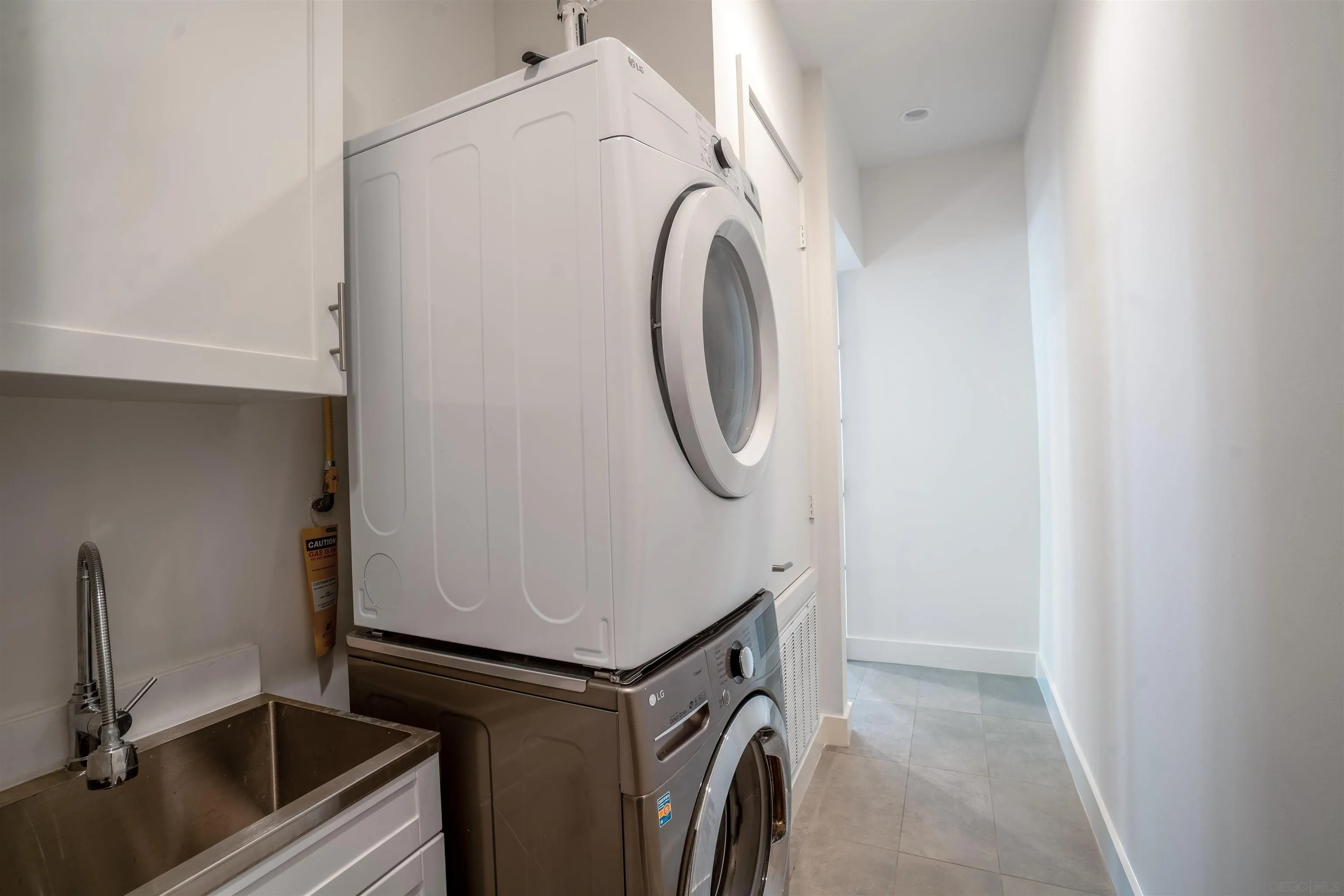https://cdn.realtyfeed.com/cdn/127/260014190/9c096aa8e819de33ffe463d830fa00f9.webp