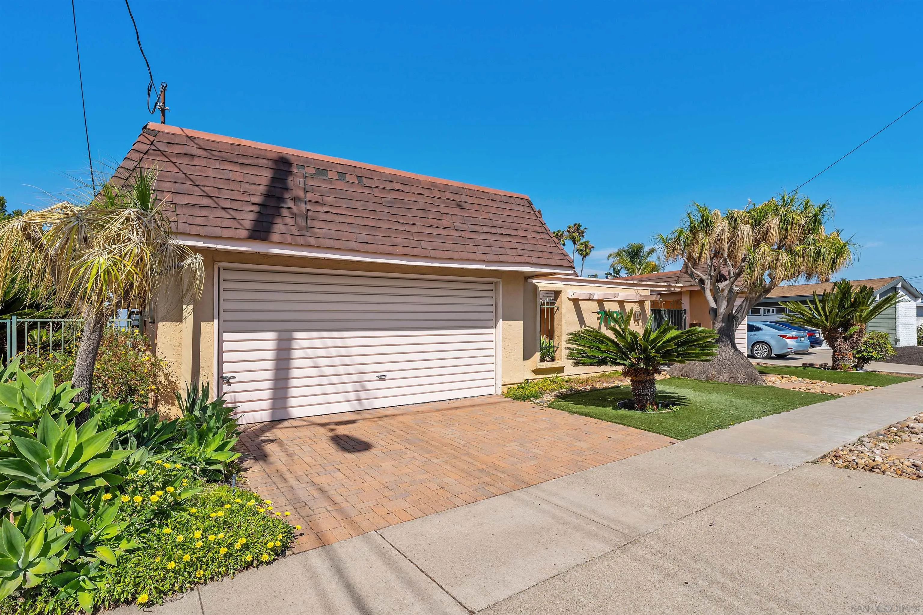 https://cdn.realtyfeed.com/cdn/127/260014191/97c2a802ac87d5f00dc5d768f1e0808b.webp