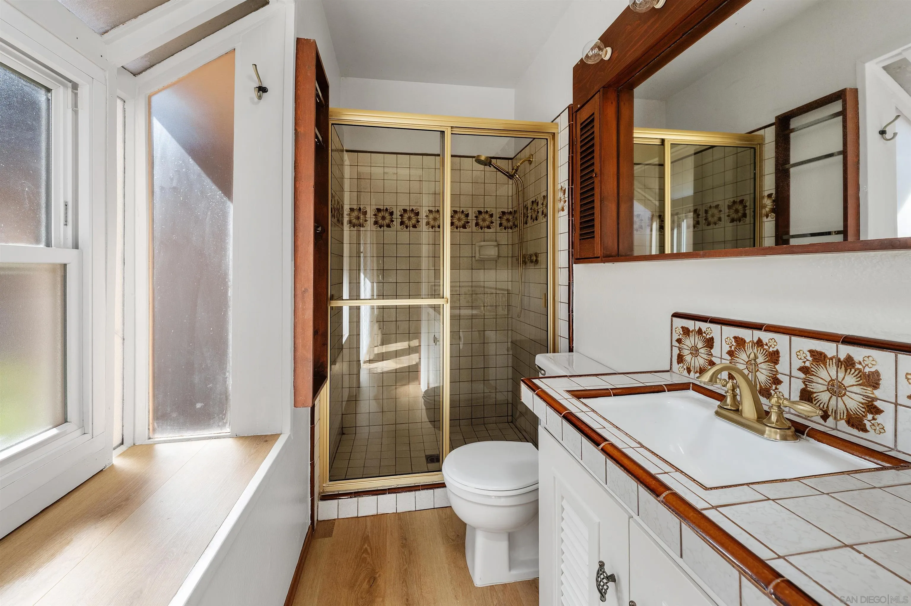 https://cdn.realtyfeed.com/cdn/127/260014191/e5e19d95d6d95f401e0ab3ba85989b36.webp