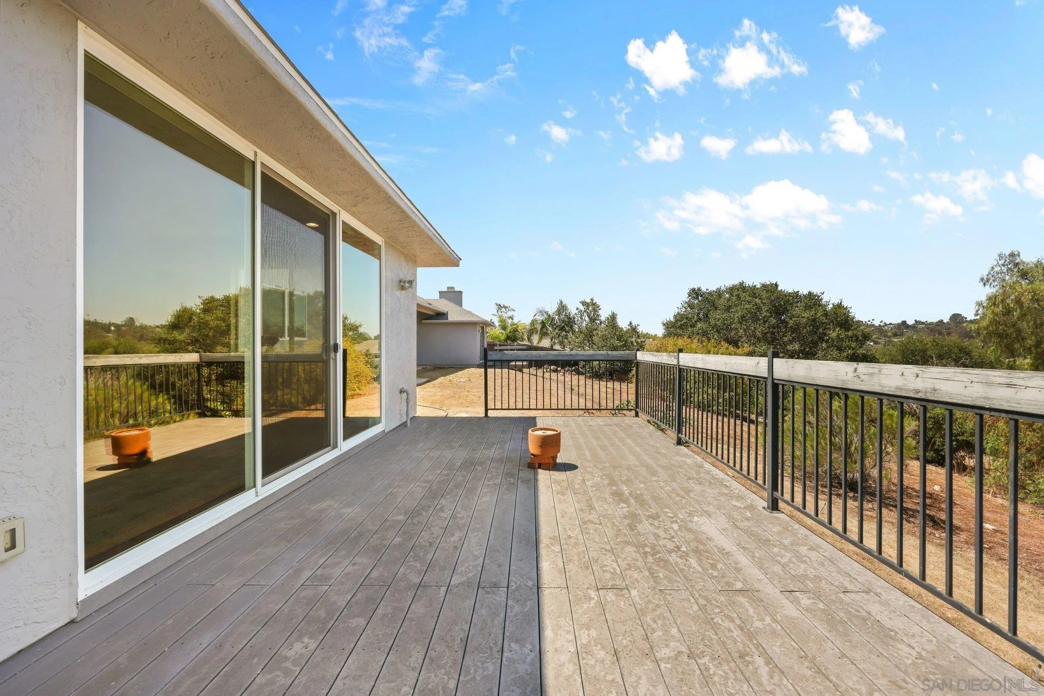 https://cdn.realtyfeed.com/cdn/127/260014192/34ca69d9a2411d1e031c9368ff458ce2.webp