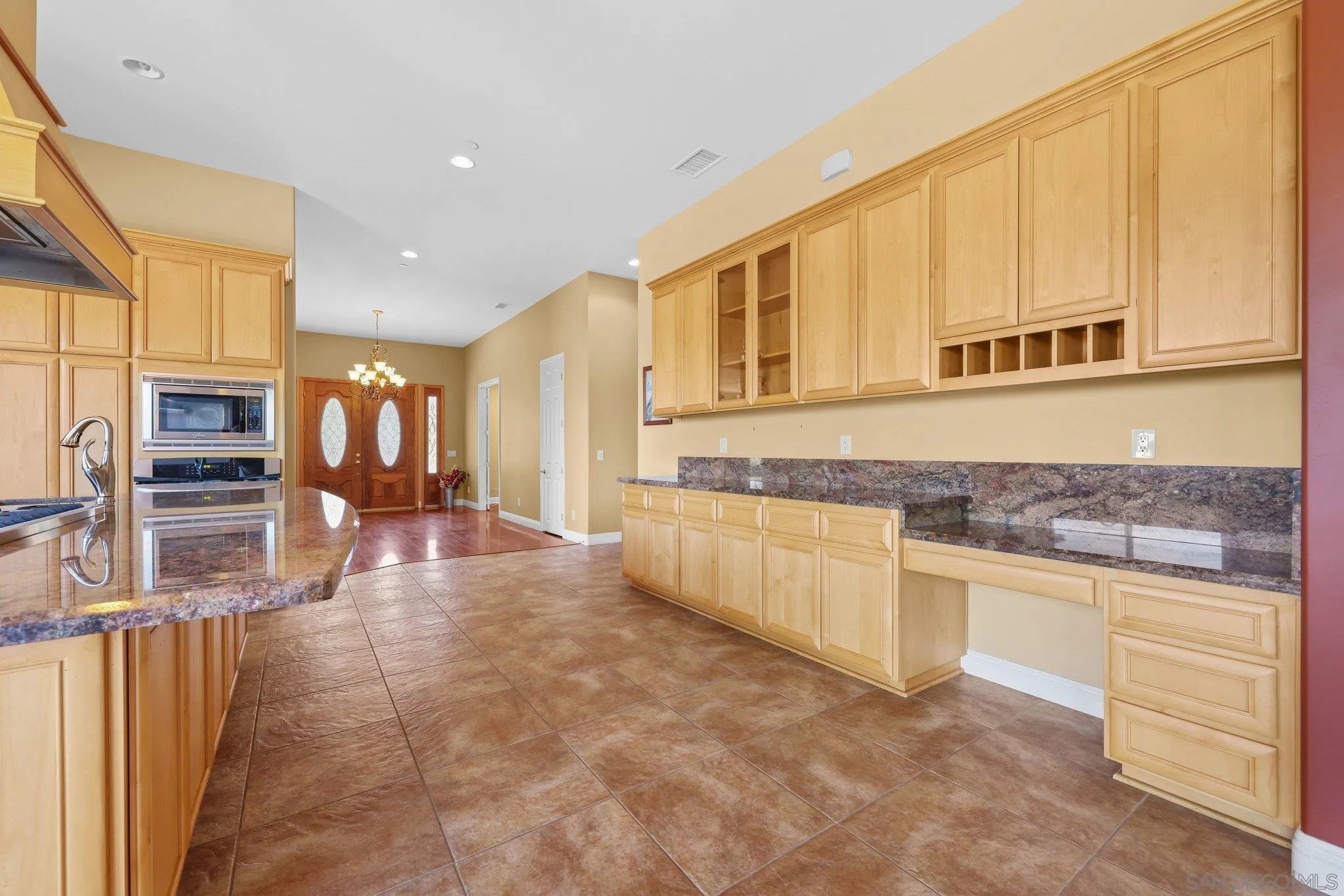 https://cdn.realtyfeed.com/cdn/127/260014192/4ad7e79595e9563090708d4fb9393f7a.webp