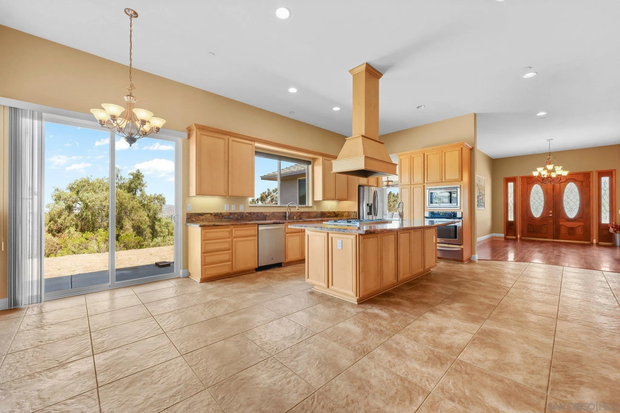 https://cdn.realtyfeed.com/cdn/127/260014192/5eac028a976e80204084784159ce2e4a.webp