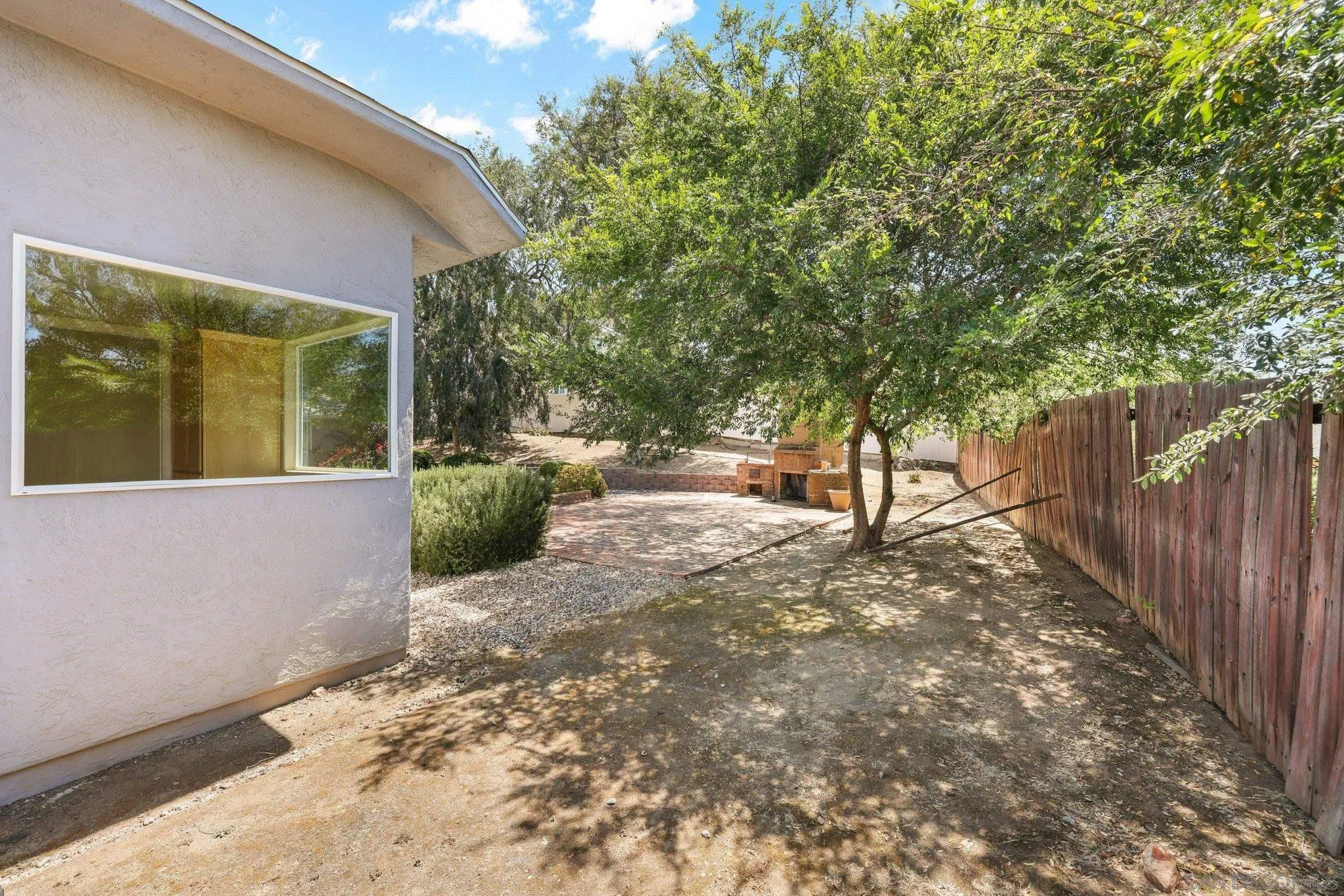 https://cdn.realtyfeed.com/cdn/127/260014192/5eef377c799e094a98fc3ba0b0642934.webp