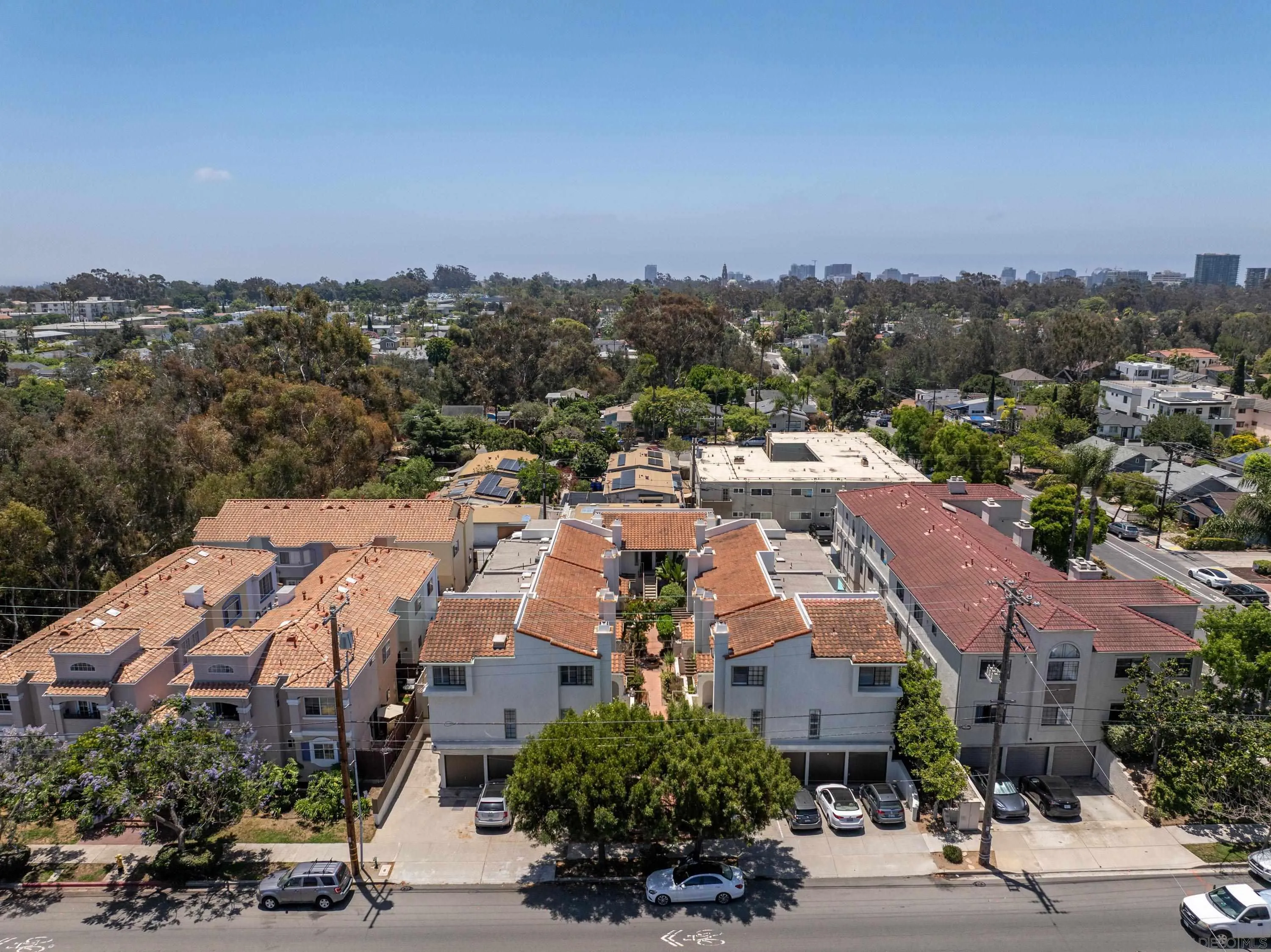 https://cdn.realtyfeed.com/cdn/127/260014193/4bde562f13e3aa483e4438dd8aced0c2.webp