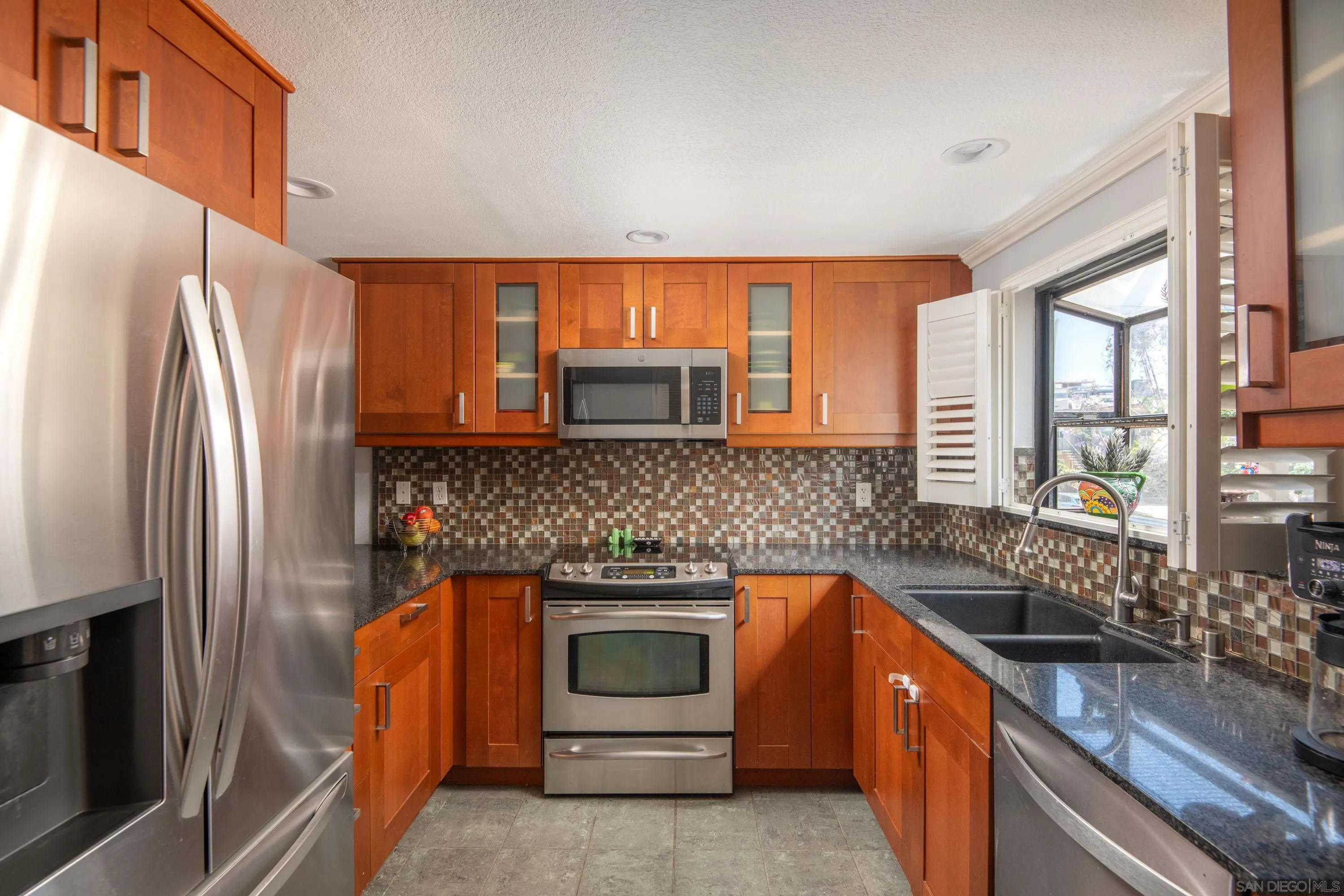 https://cdn.realtyfeed.com/cdn/127/260014193/5839239fde669236feb8839696fee54d.webp