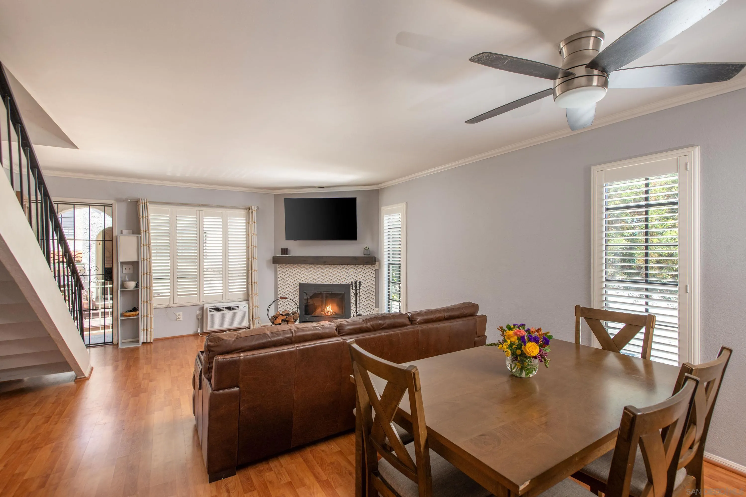 https://cdn.realtyfeed.com/cdn/127/260014193/6ff287e506d761b87344908c20a3c771.webp