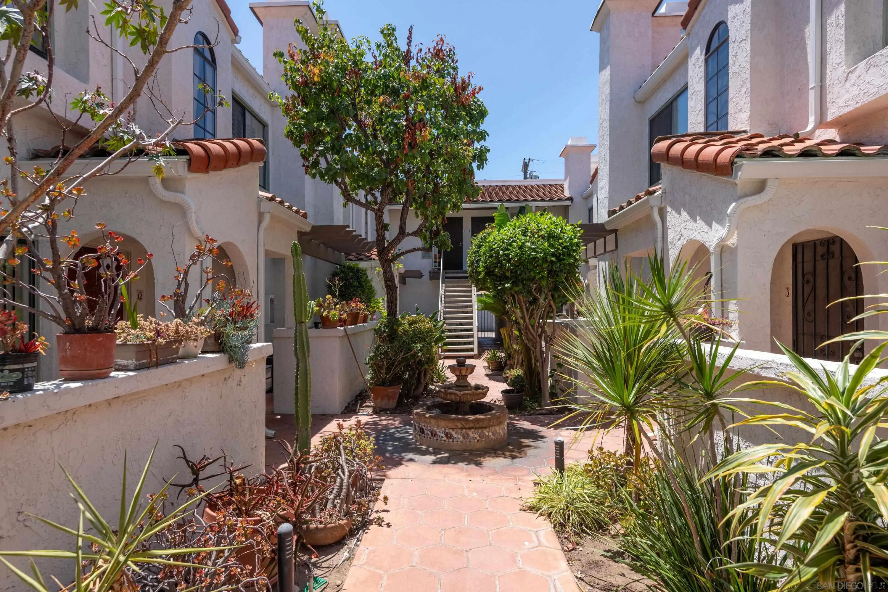 https://cdn.realtyfeed.com/cdn/127/260014193/a02090898570935ed68715631c32fb08.webp