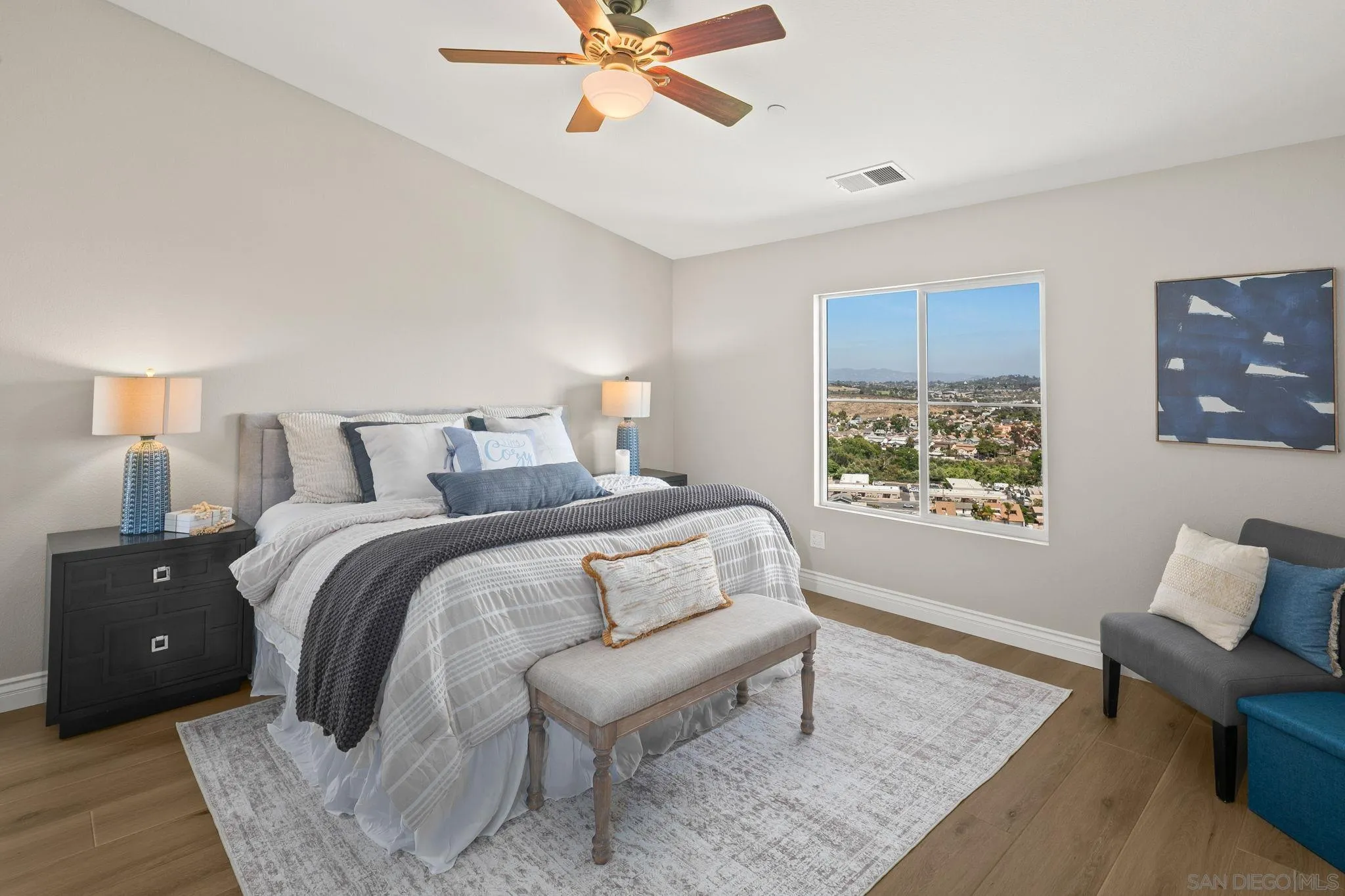 https://cdn.realtyfeed.com/cdn/127/260014196/2c1306e5b2c4bebace39ec8d6335a4c8.webp