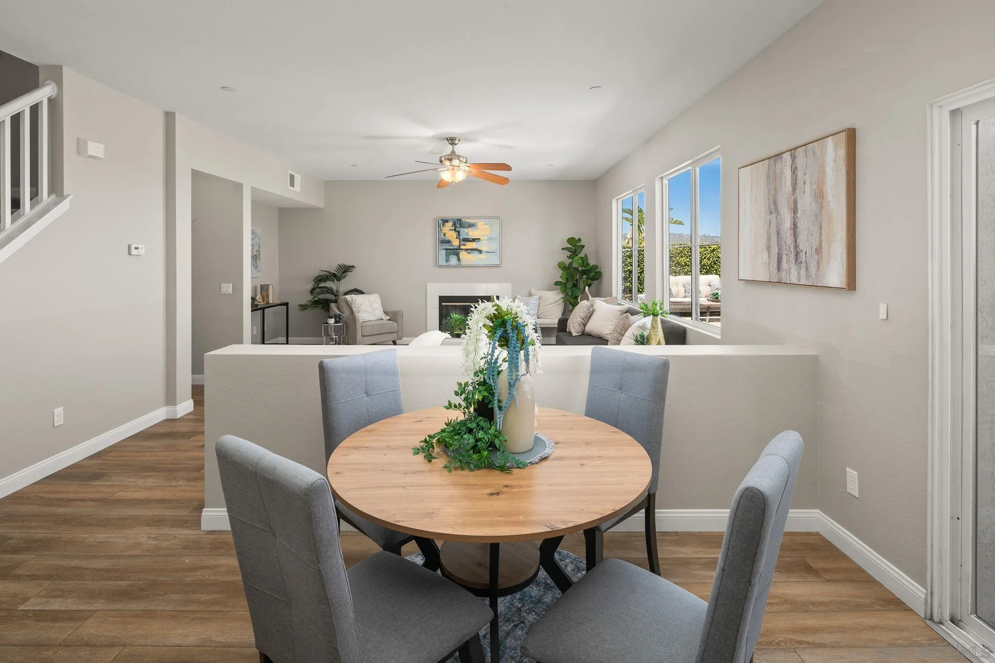 https://cdn.realtyfeed.com/cdn/127/260014196/32df350438fc1acf2ebda6e05084ec65.webp