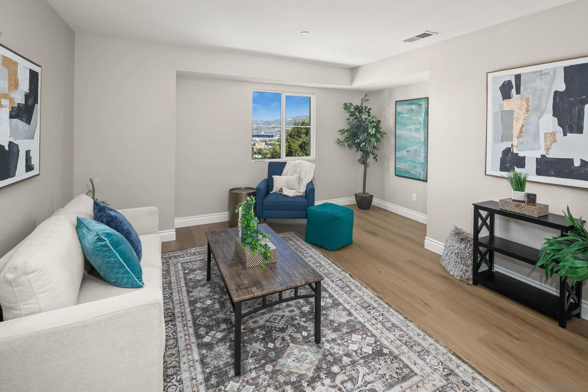 https://cdn.realtyfeed.com/cdn/127/260014196/60df8810921dc725792b3f9700a9a4d1.webp