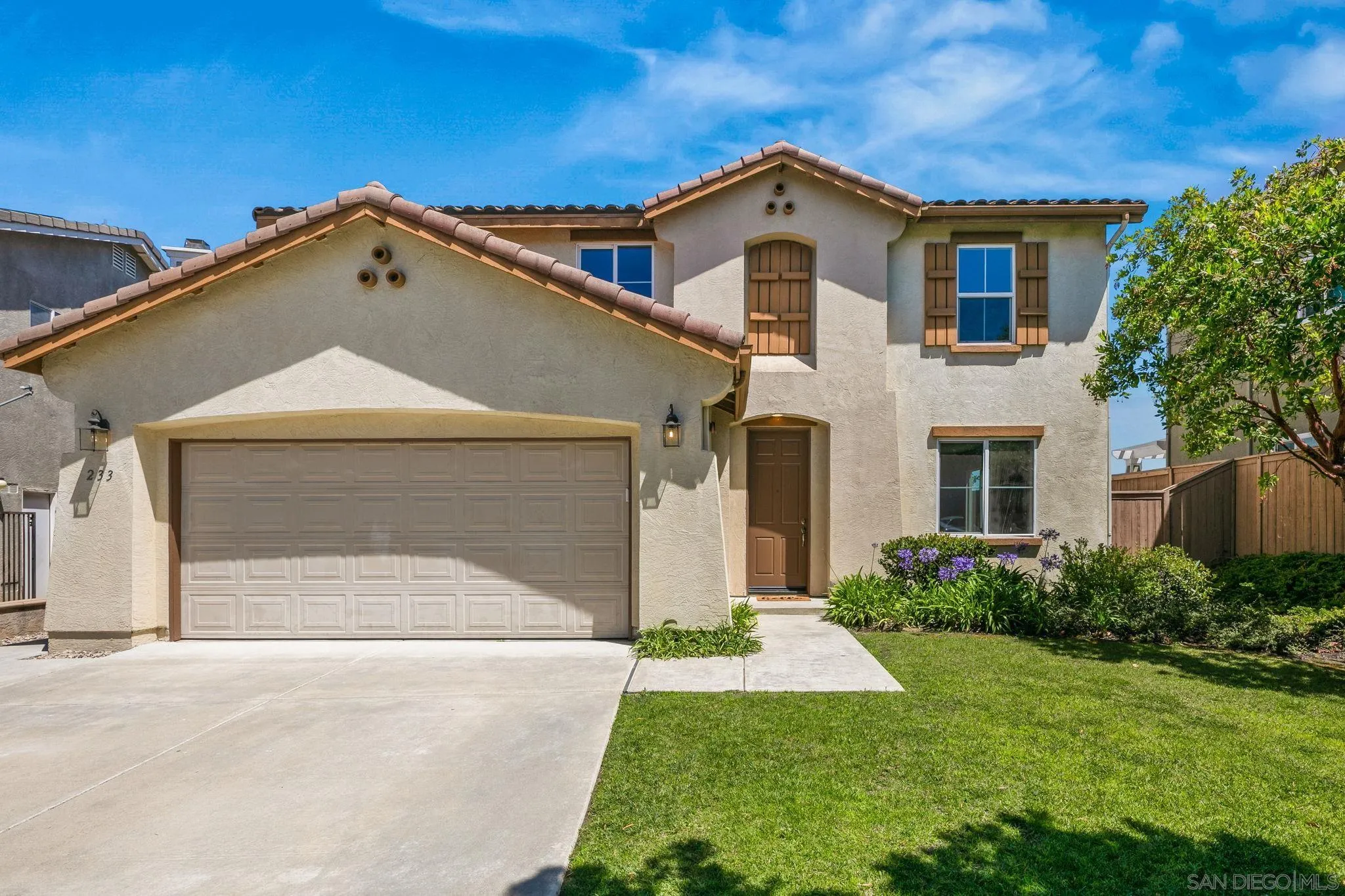 https://cdn.realtyfeed.com/cdn/127/260014196/745f57233057ba3a40e662132daed9cd.webp