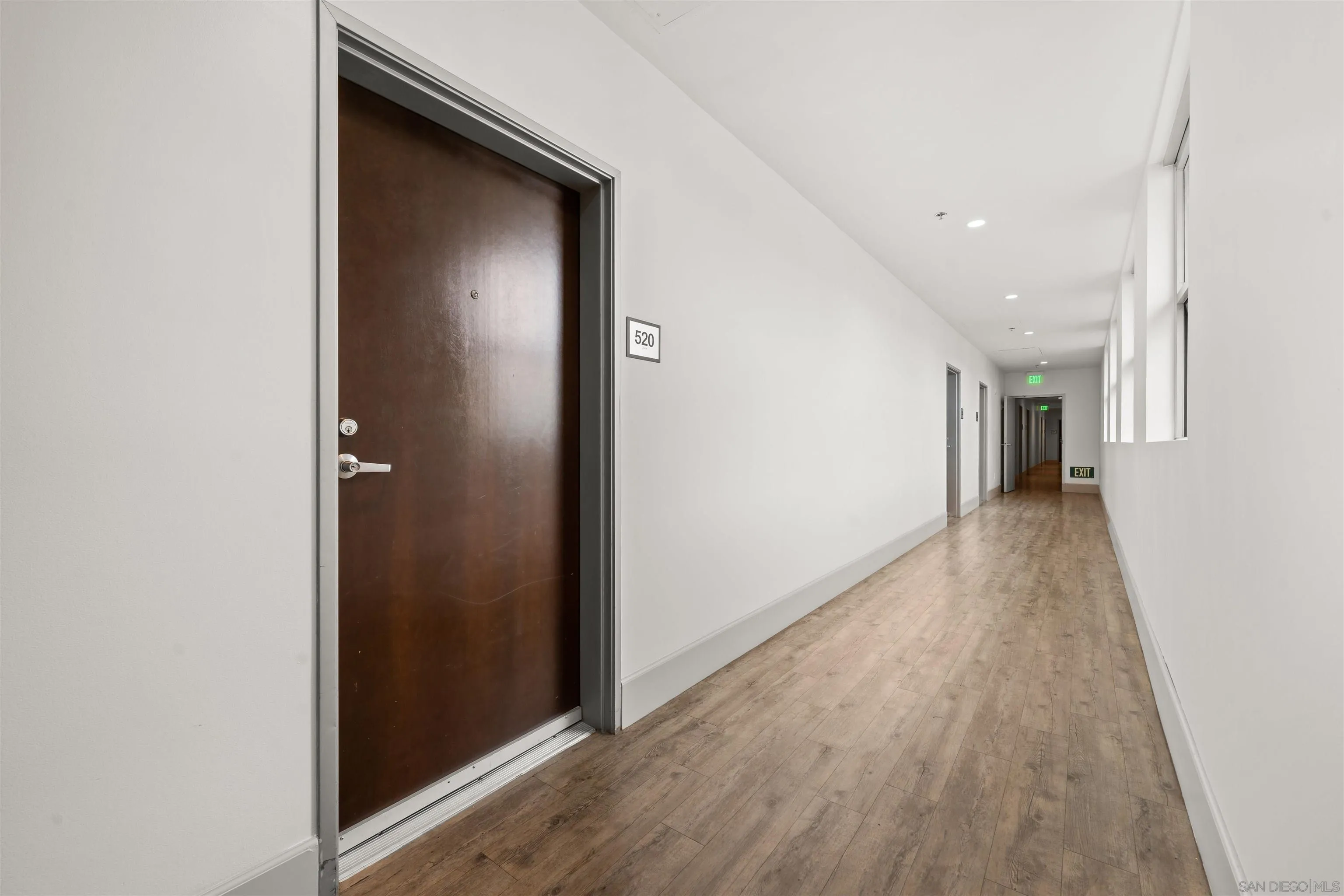 https://cdn.realtyfeed.com/cdn/127/260014198/42e03f95e29b914db4b2a21c913ba7fc.webp