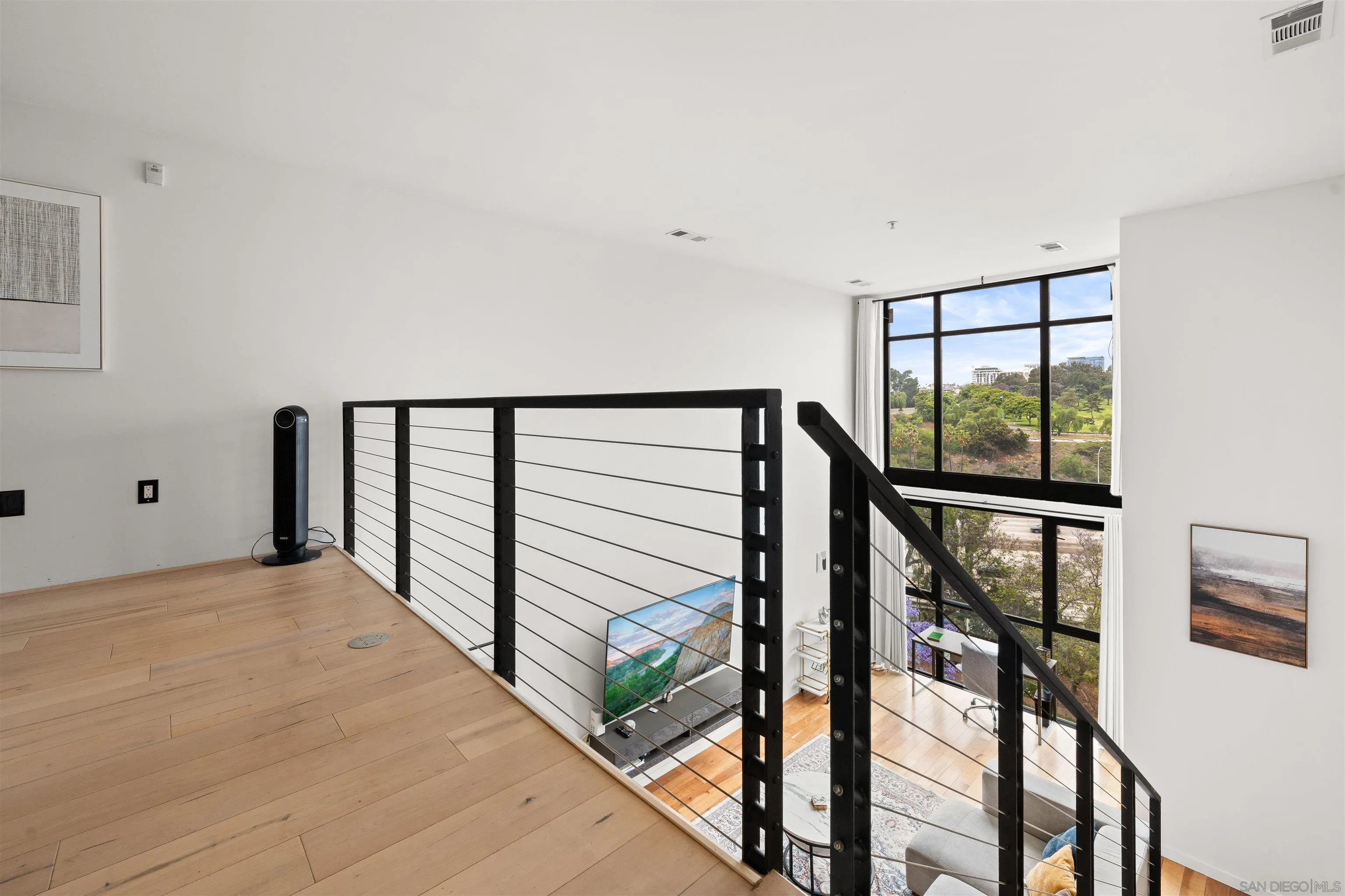 https://cdn.realtyfeed.com/cdn/127/260014198/9b9d5a44b47e5ccff81dc758c9cf2af9.webp