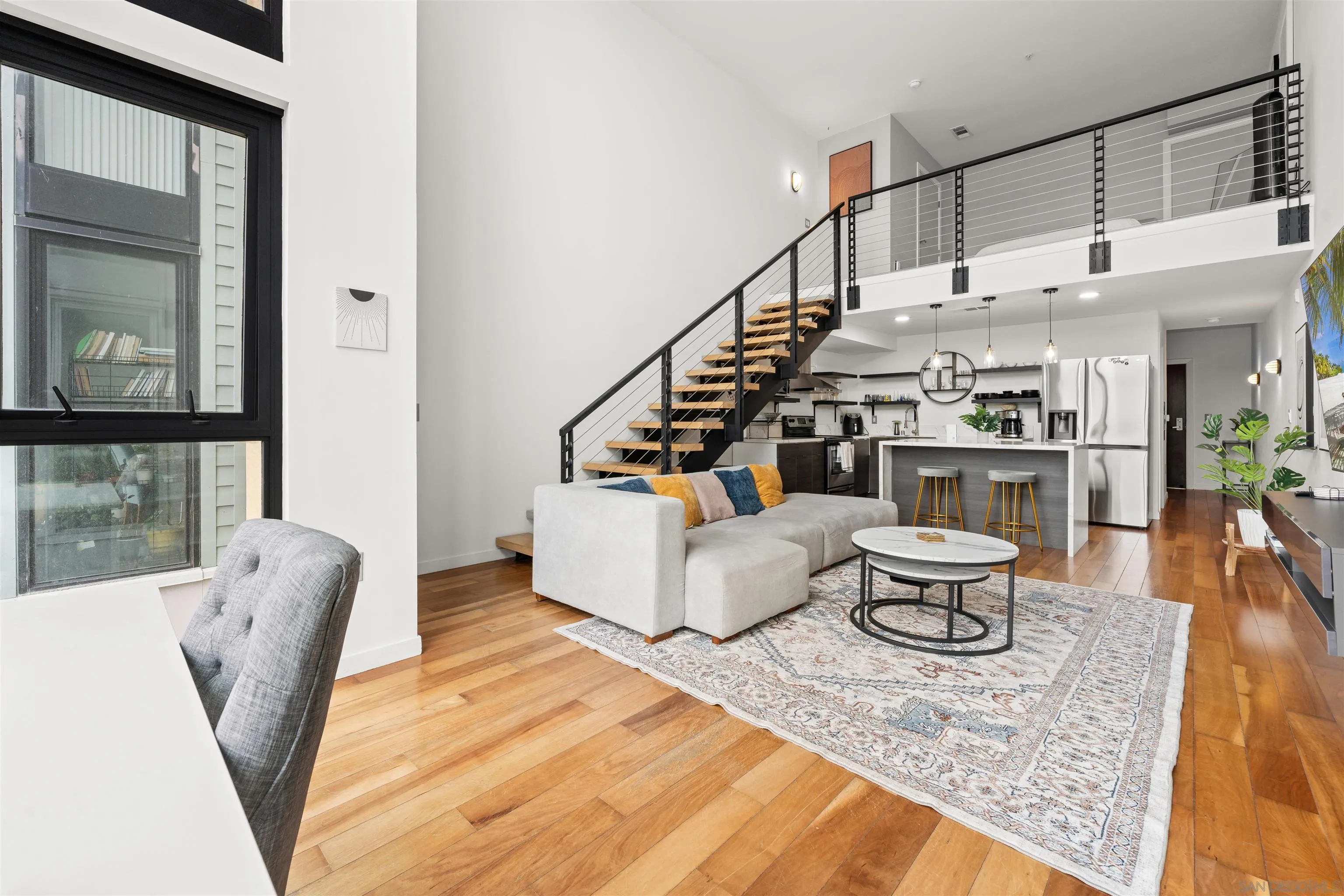 https://cdn.realtyfeed.com/cdn/127/260014198/eb16738e598896f5515bf9b6a7811c23.webp