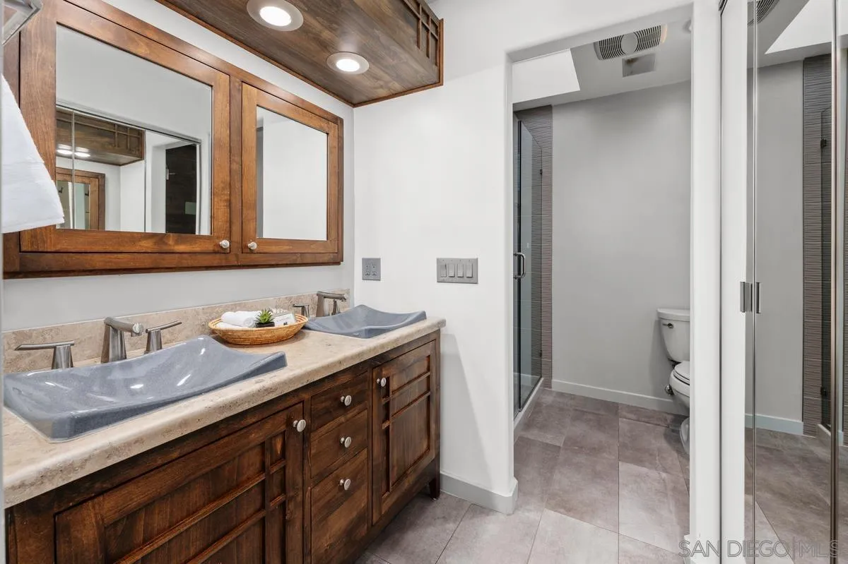 https://cdn.realtyfeed.com/cdn/127/260014199/239a258c7548654eba85496dd53cdaa6.webp