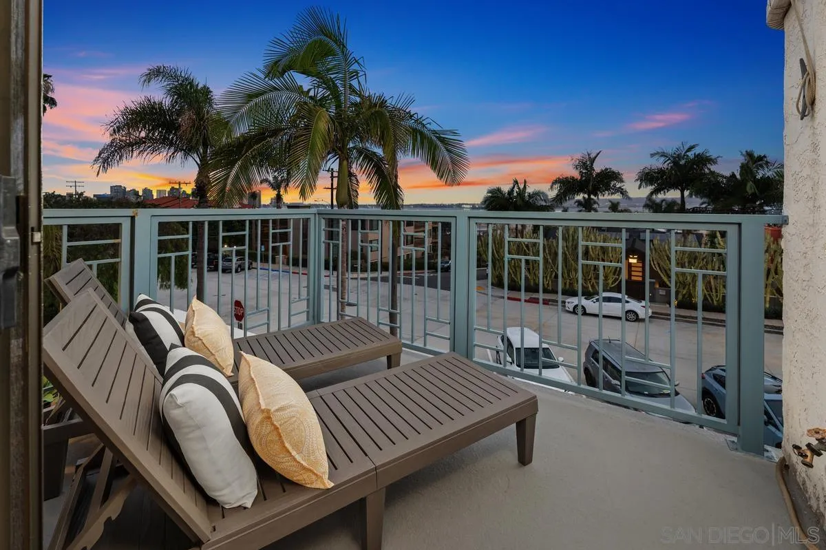 https://cdn.realtyfeed.com/cdn/127/260014199/7e82603a784eaa426458348e8a7fb9e5.webp