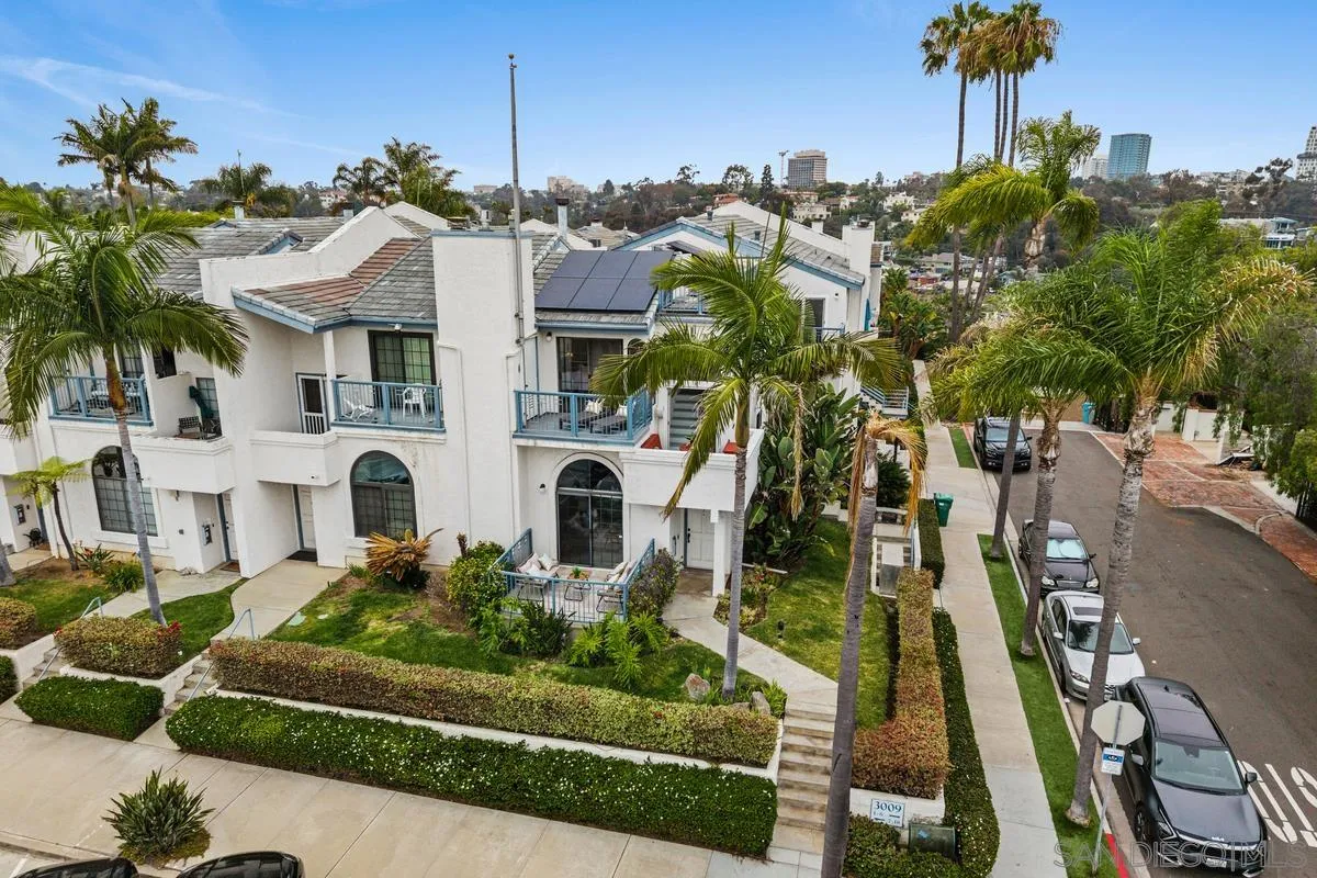 https://cdn.realtyfeed.com/cdn/127/260014199/a0e2c94b3d2841e4f62074c5a1e4e4e1.webp