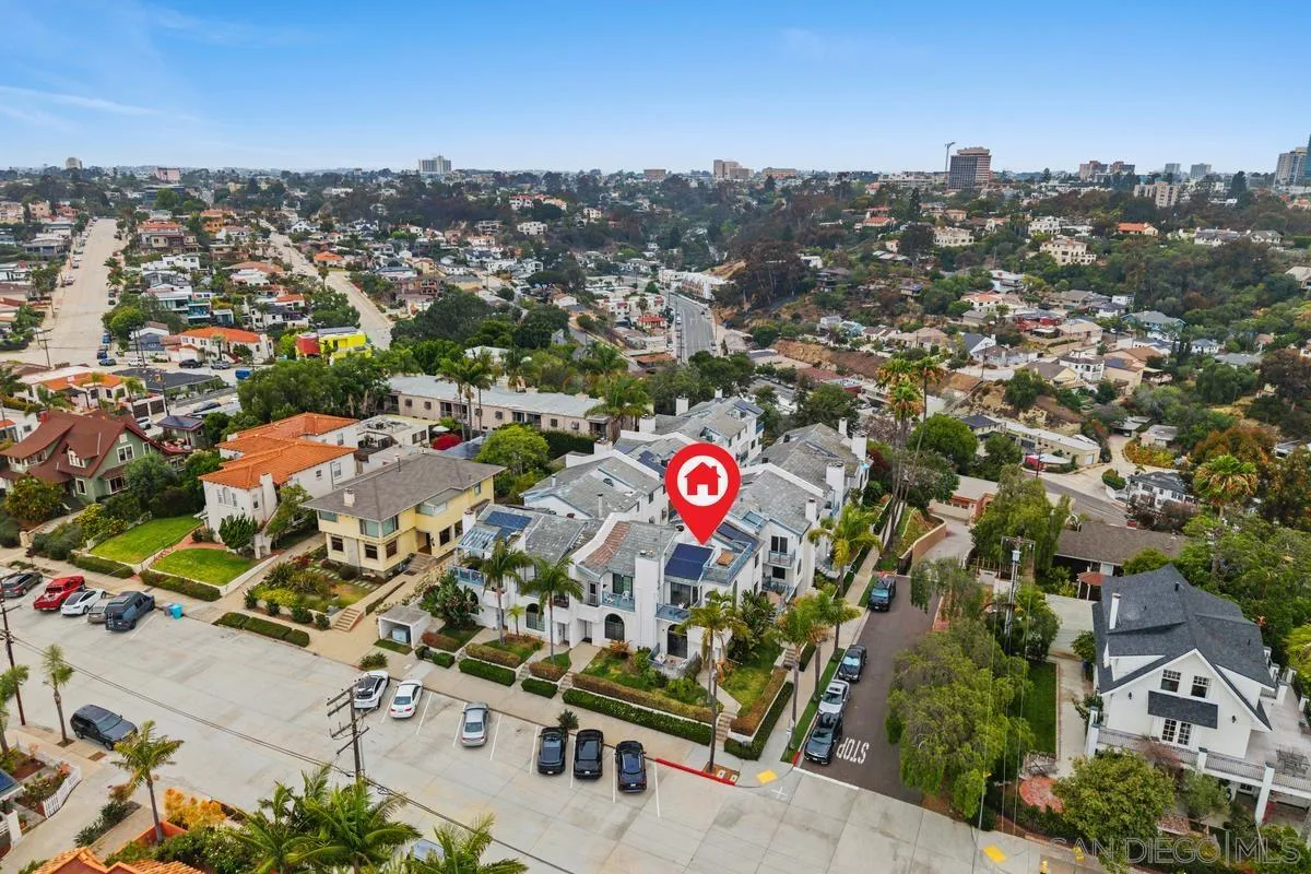 https://cdn.realtyfeed.com/cdn/127/260014199/ed7e79f0de1a0473f6817a9c40ebce96.webp