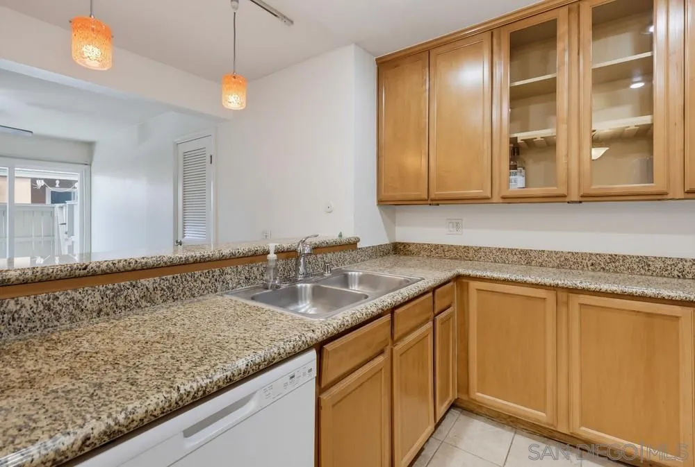 7747 Margerum Ave #126, San Diego, CA 92120, photo 21