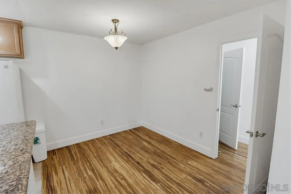 Photo #13: 260014204 Listing: Photo #13