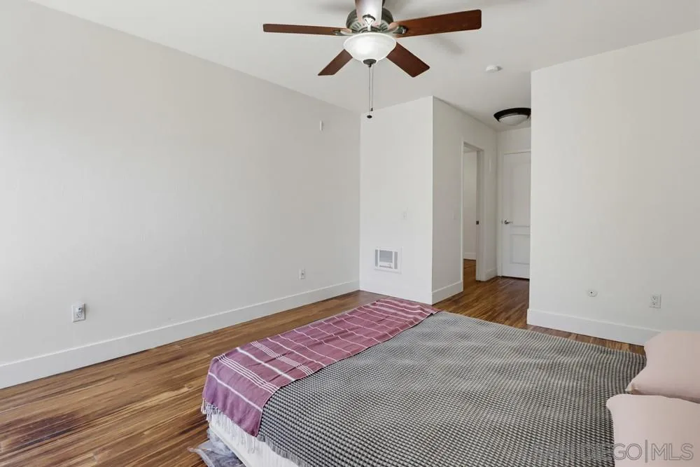 Photo #24: 260014204 Listing: Photo #24