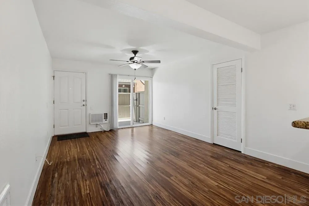 Photo #10: 260014204 Listing: Photo #10