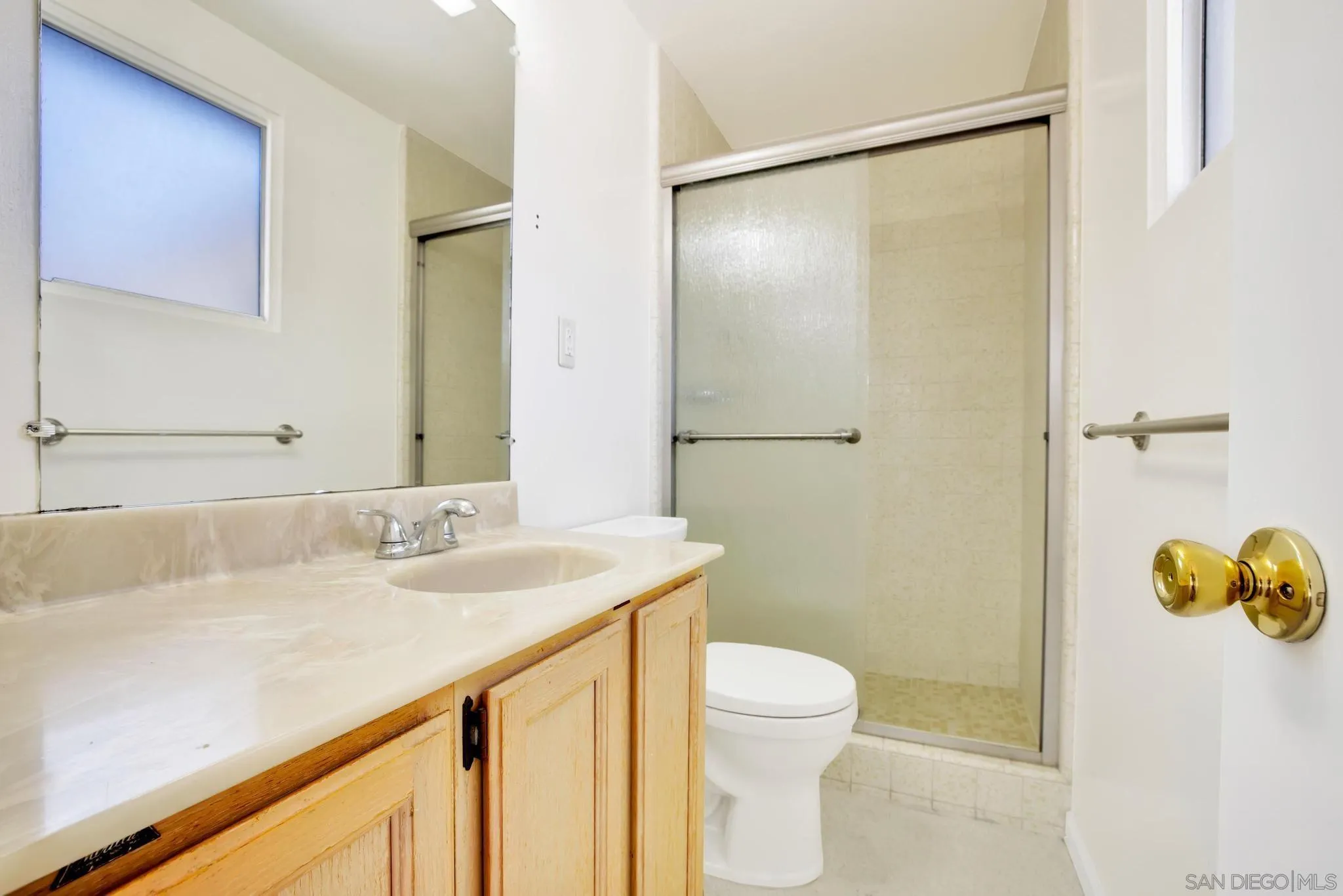 https://cdn.realtyfeed.com/cdn/127/260014205/1dc09e73d46740afc360209092f7baf3.webp