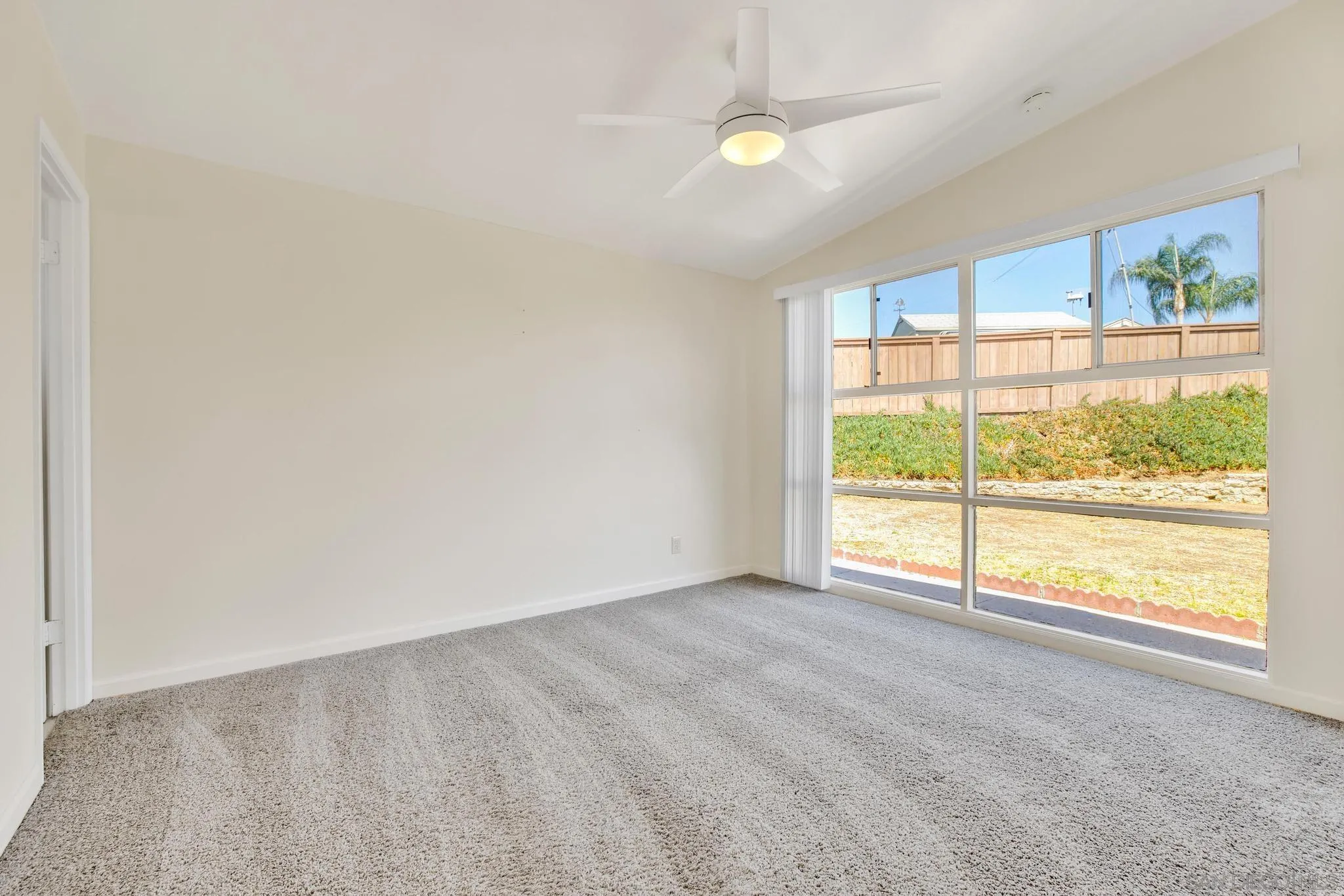 https://cdn.realtyfeed.com/cdn/127/260014205/770192c7025a92396a76b6cdbd445bb2.webp