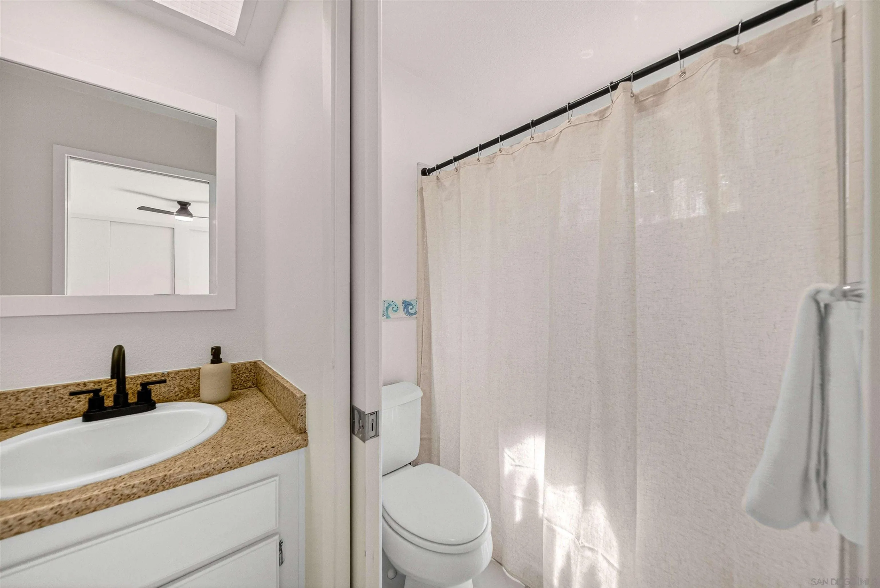 https://cdn.realtyfeed.com/cdn/127/260014206/3cff30fc6c3534bf1555c8b22650791b.webp