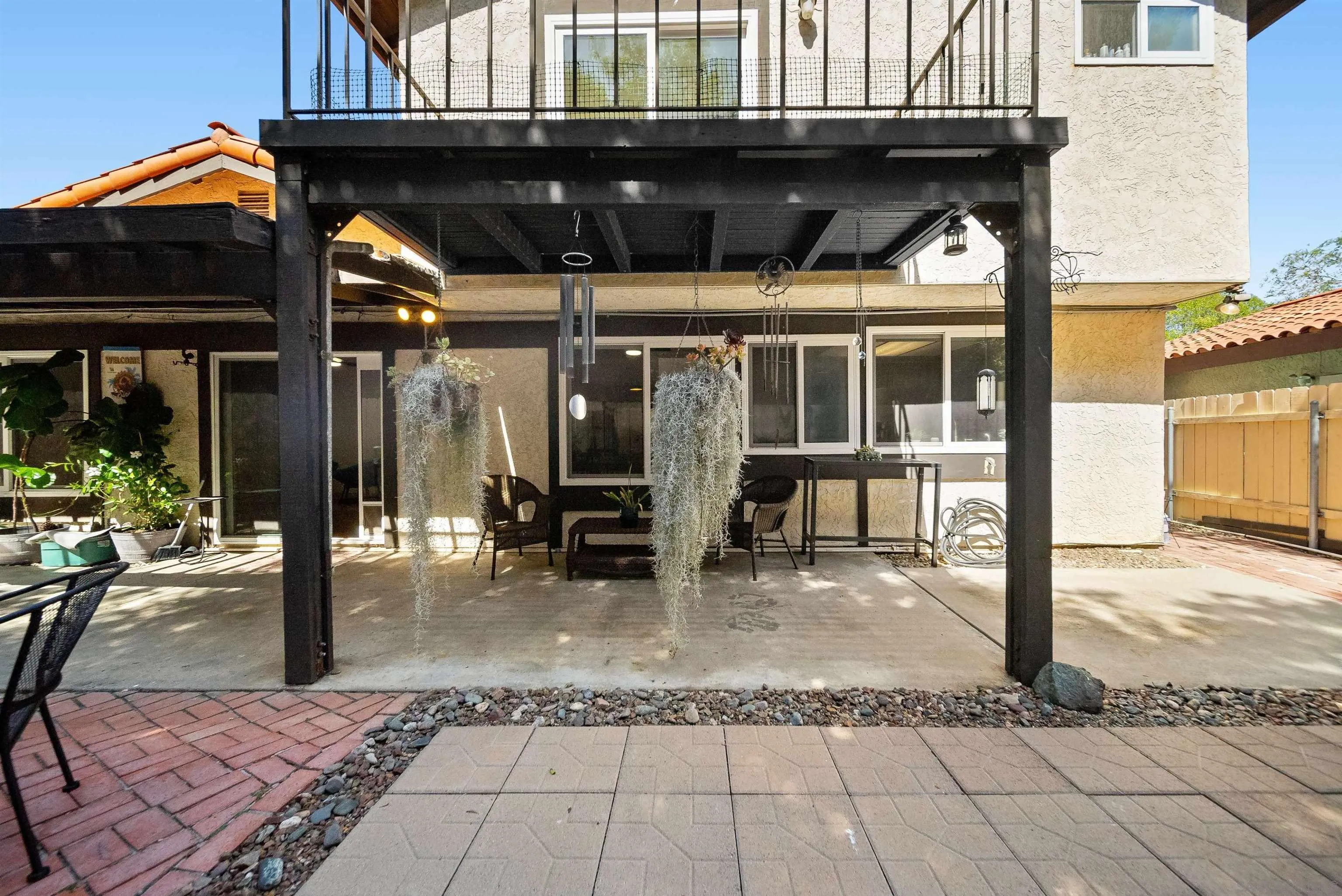 https://cdn.realtyfeed.com/cdn/127/260014206/5f1d219914f864b71b2937a0789a8b6b.webp