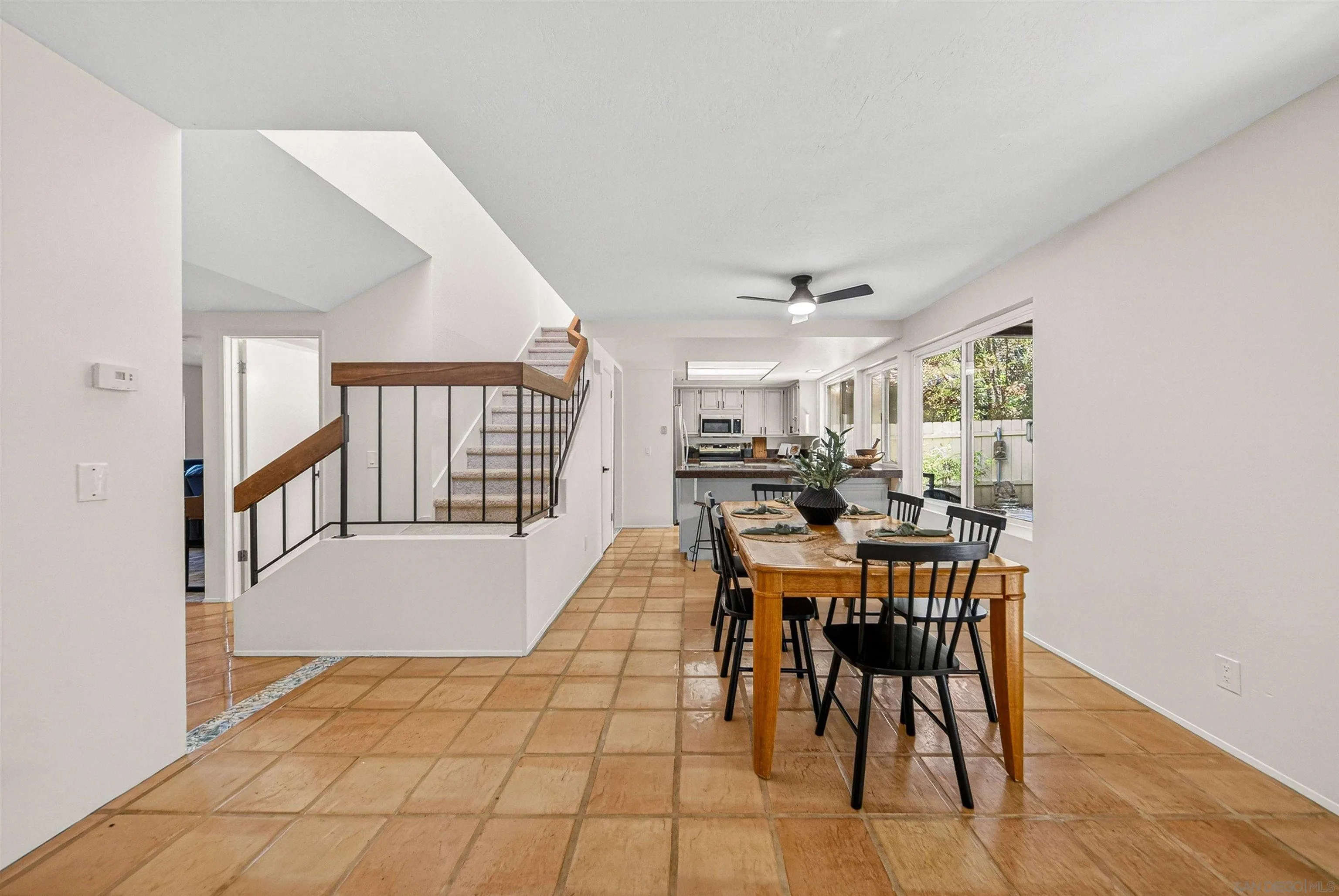 https://cdn.realtyfeed.com/cdn/127/260014206/826f4b84abf35a93b5a9c25b4c3f0618.webp