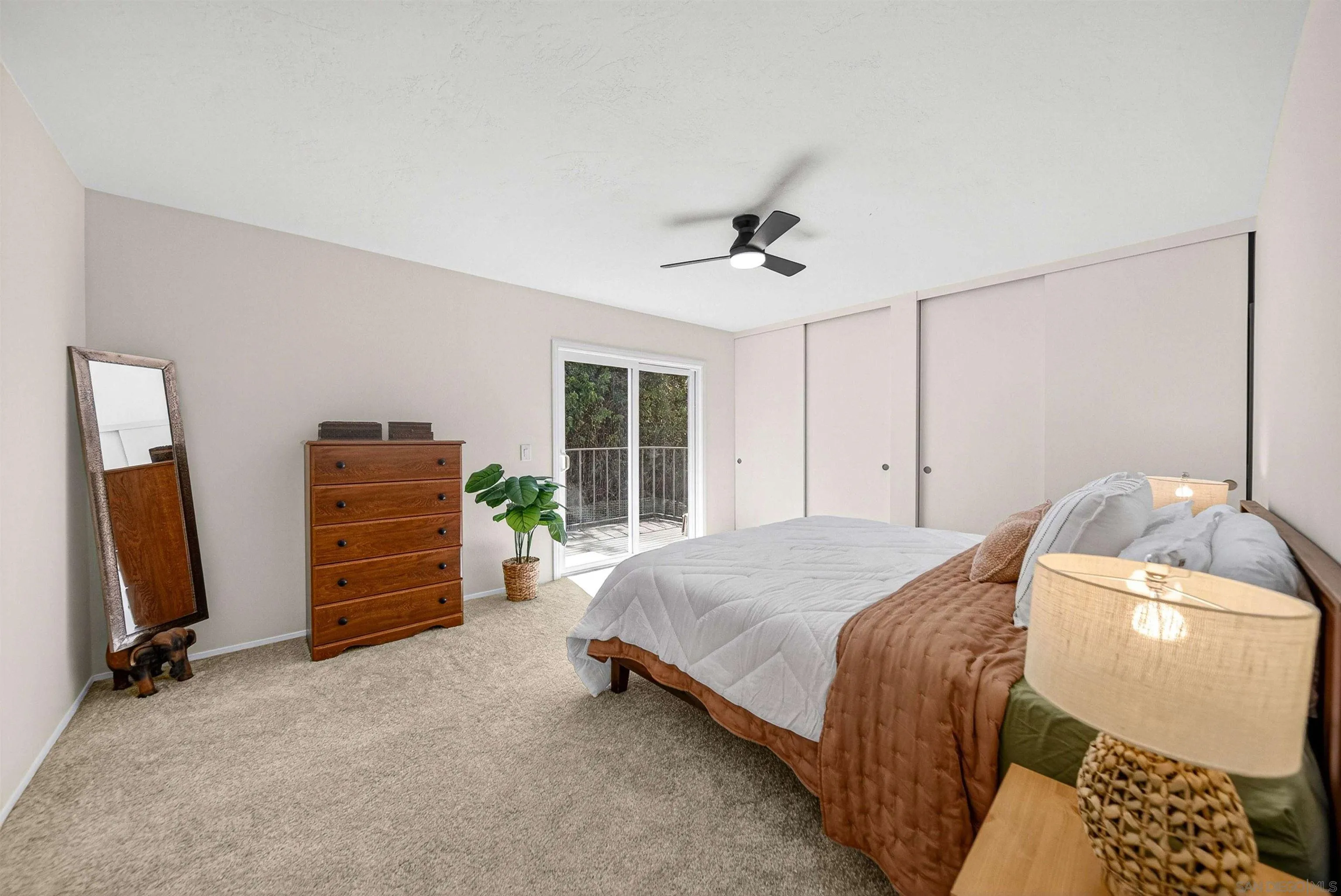 https://cdn.realtyfeed.com/cdn/127/260014206/b28492d8f889ff21956a8fd455adad28.webp