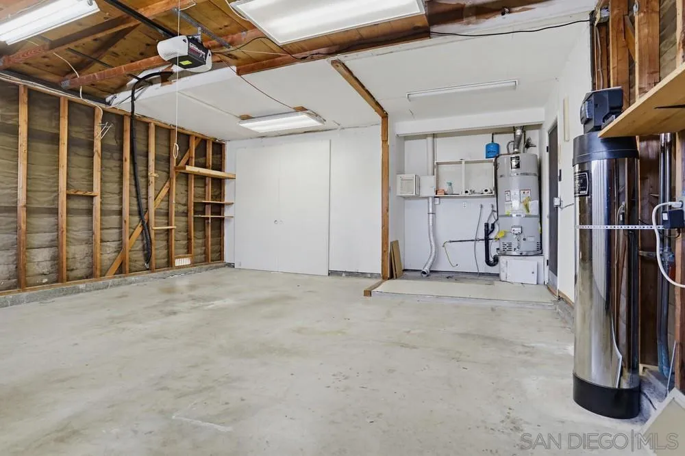 https://cdn.realtyfeed.com/cdn/127/260014207/4f28beb216c0540ac4daaa8c944e2306.webp