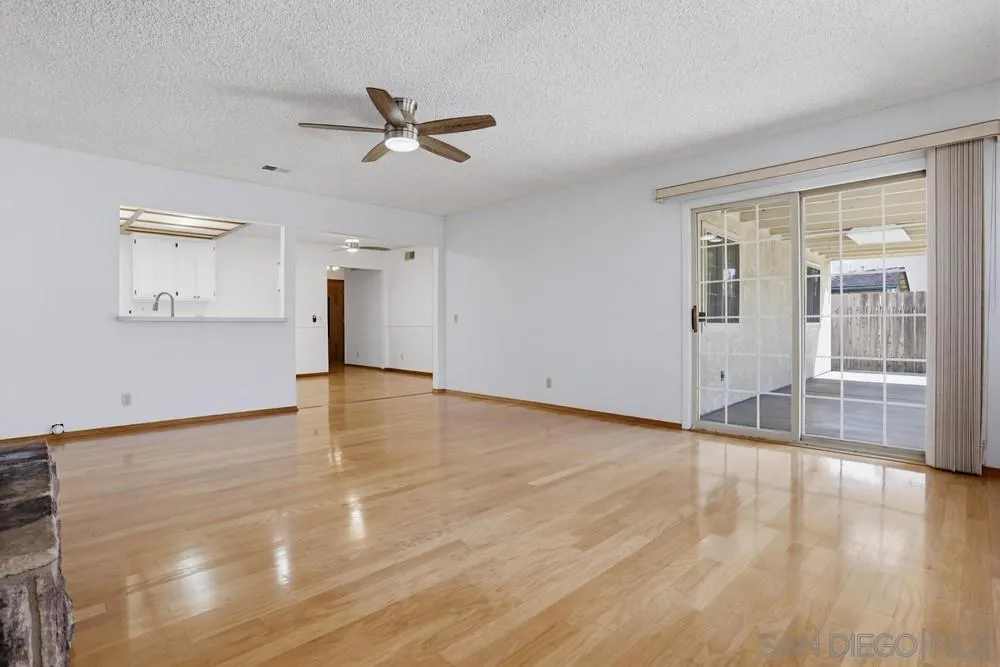 https://cdn.realtyfeed.com/cdn/127/260014207/5105fb8ee9eab7041528c5d31b78e93d.webp