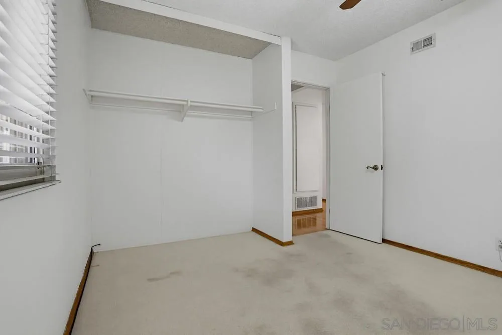 https://cdn.realtyfeed.com/cdn/127/260014207/9dc52fbca42087b8891fbd119db718b0.webp