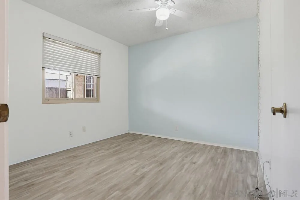 https://cdn.realtyfeed.com/cdn/127/260014207/ac5fb5cb1af23f89c612fbb503cec90a.webp