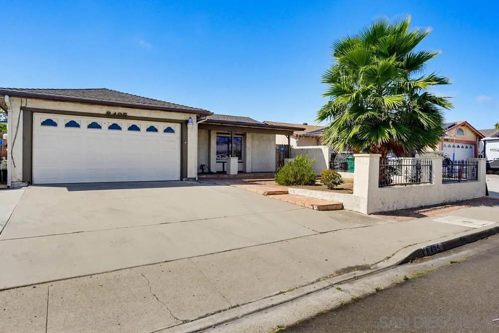https://cdn.realtyfeed.com/cdn/127/260014207/d1e6e4e4c5bf7c4f63dceabf79d5b2ed.webp