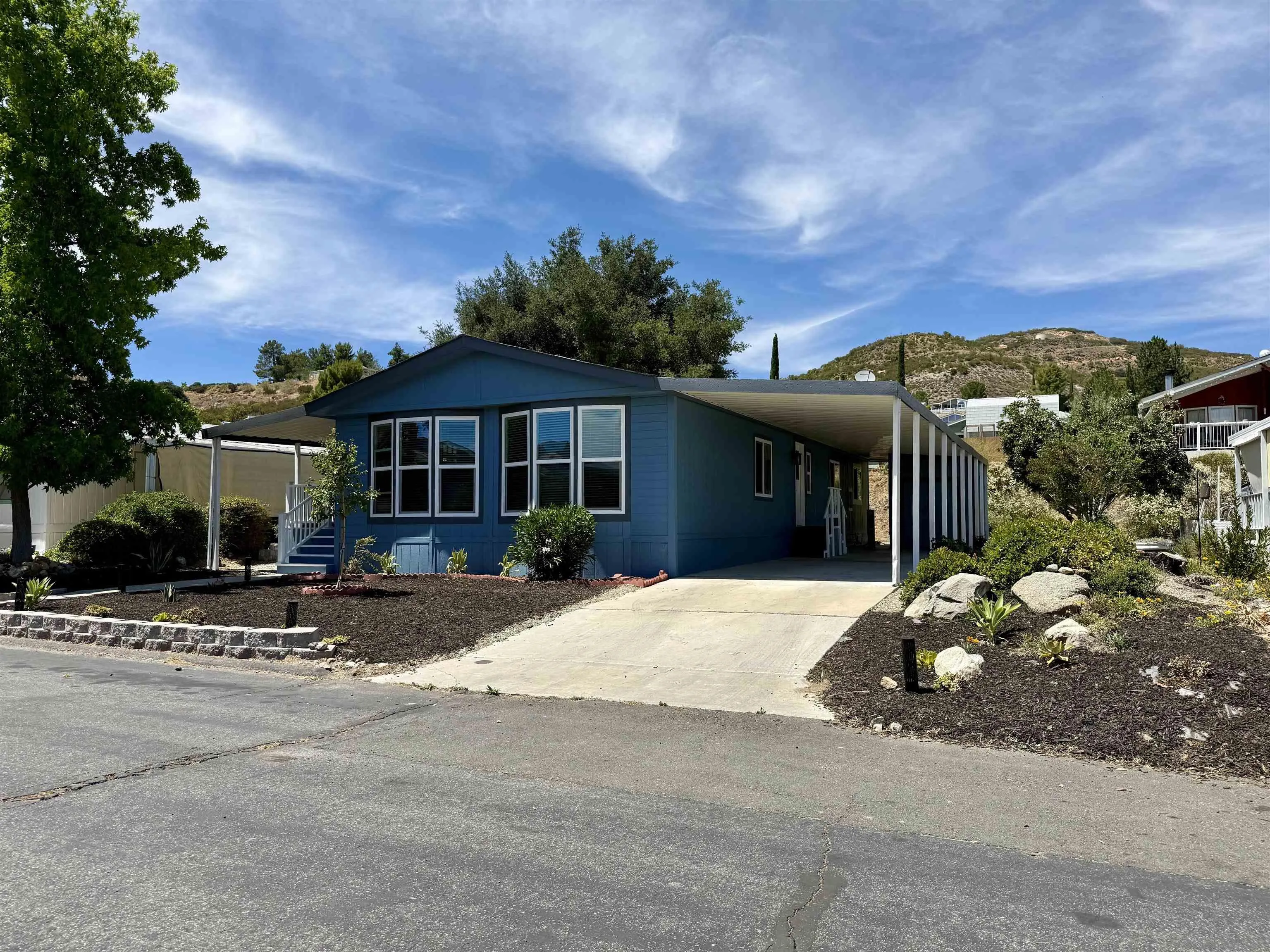 https://cdn.realtyfeed.com/cdn/127/260014210/3383ef0e0adcc0efee091a91c77b7b12.webp