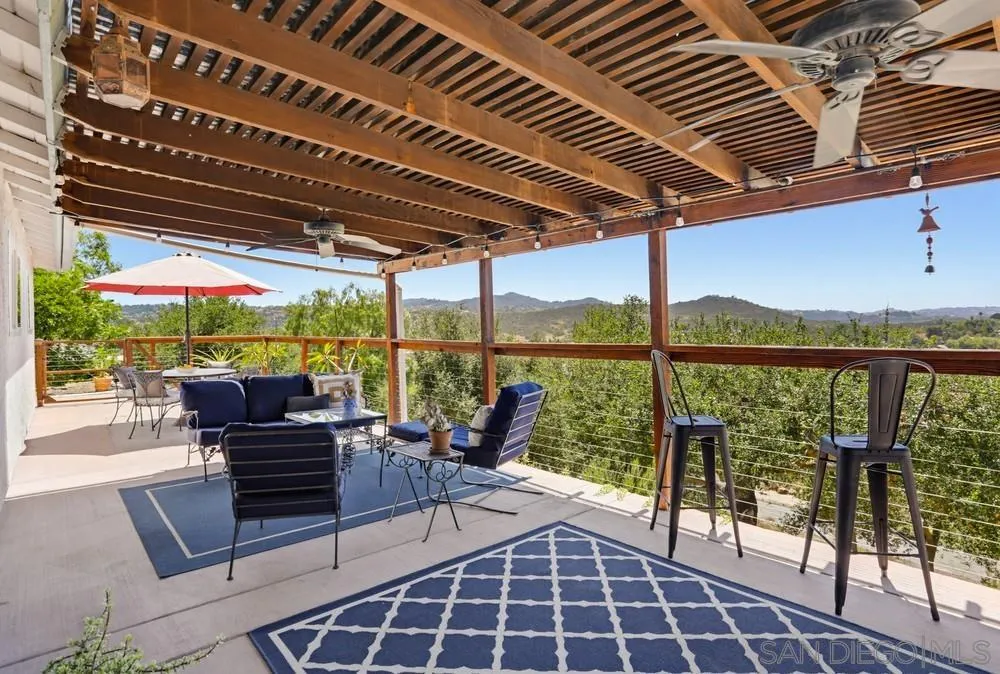 https://cdn.realtyfeed.com/cdn/127/260014211/1c36093e176466cd662613fba0d323ea.webp