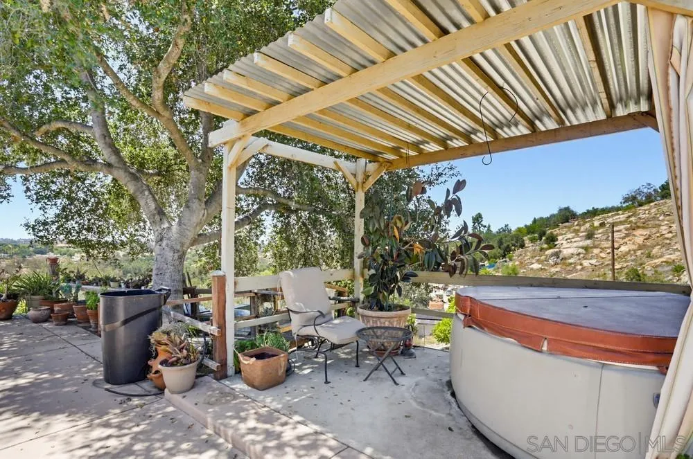 https://cdn.realtyfeed.com/cdn/127/260014211/67ca13848df646f10c31a20c09343d6c.webp