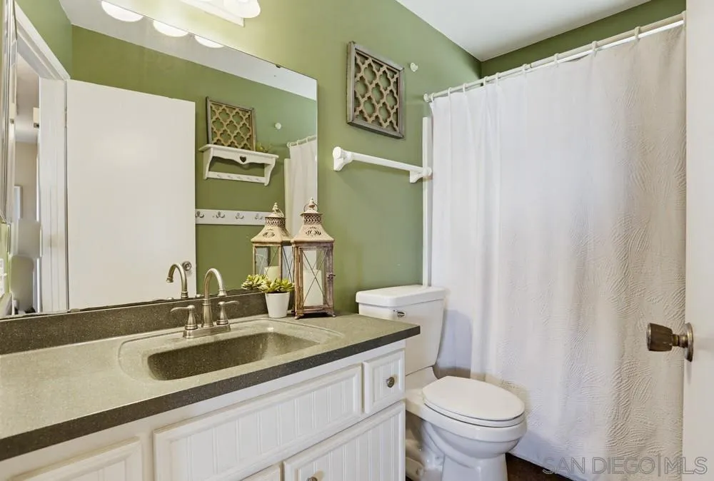 https://cdn.realtyfeed.com/cdn/127/260014211/b9c44a571d4e683b105b5feb36dd6c0c.webp
