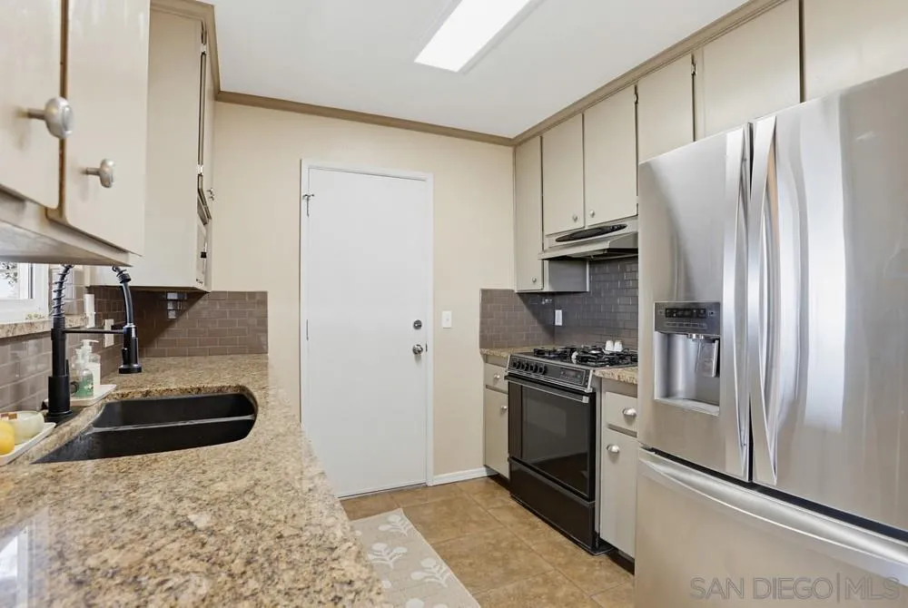 https://cdn.realtyfeed.com/cdn/127/260014211/d841e36cea3517a14220d571dca665e2.webp