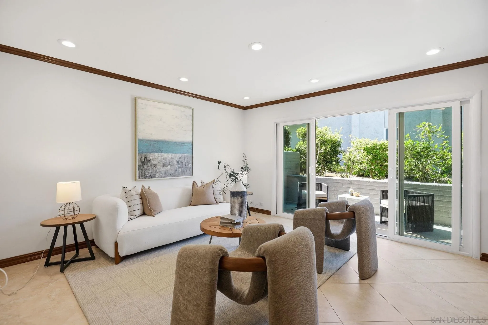 https://cdn.realtyfeed.com/cdn/127/260014215/45dbd6318ae115bc7de0a7dc65d19e07.webp
