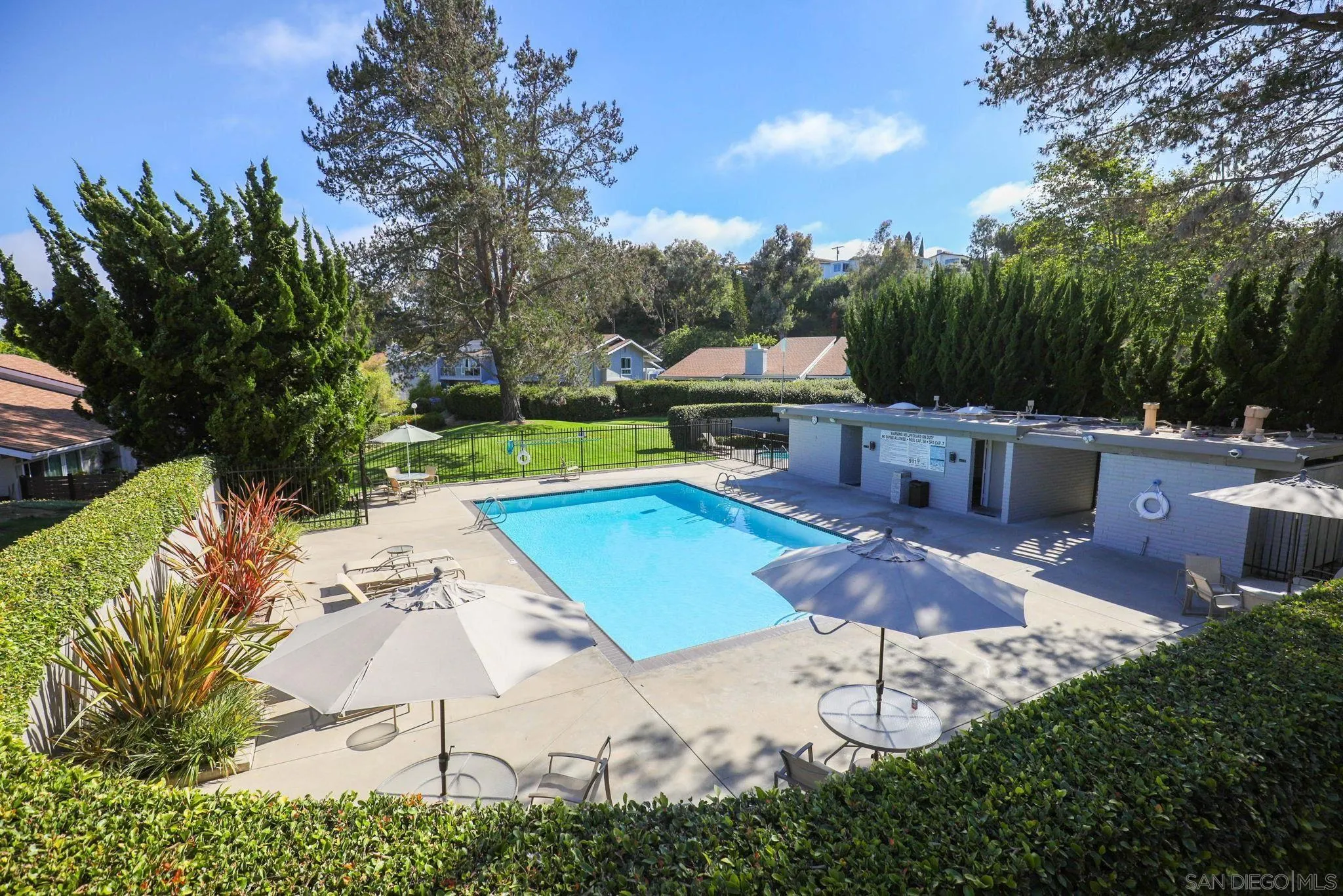 https://cdn.realtyfeed.com/cdn/127/260014215/9d5d7a0e6c58927fe4d2ddf3cb69a0d2.webp