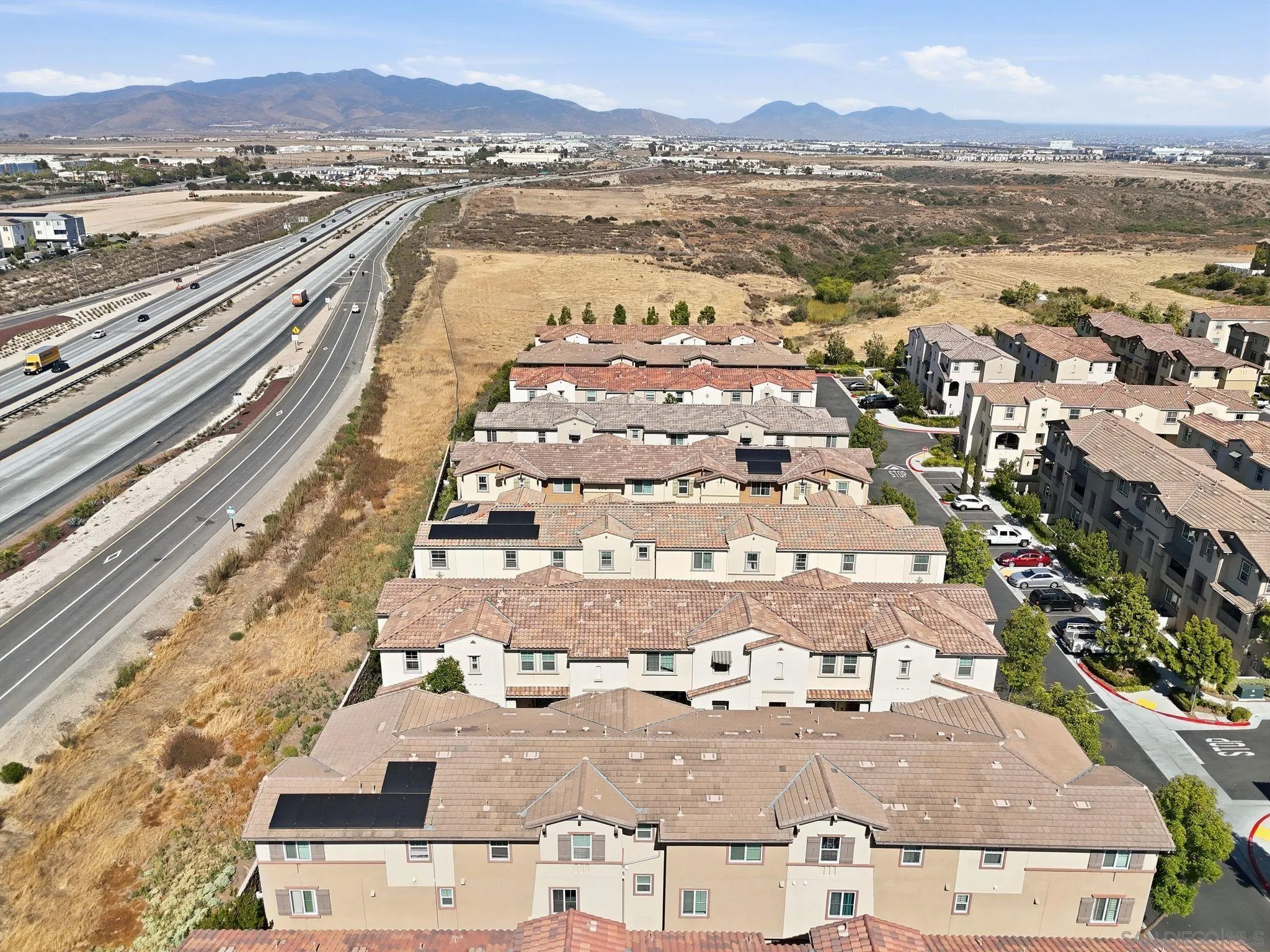https://cdn.realtyfeed.com/cdn/127/260014216/7d39da476c6d87ff921ed8ce13fd74b4.webp