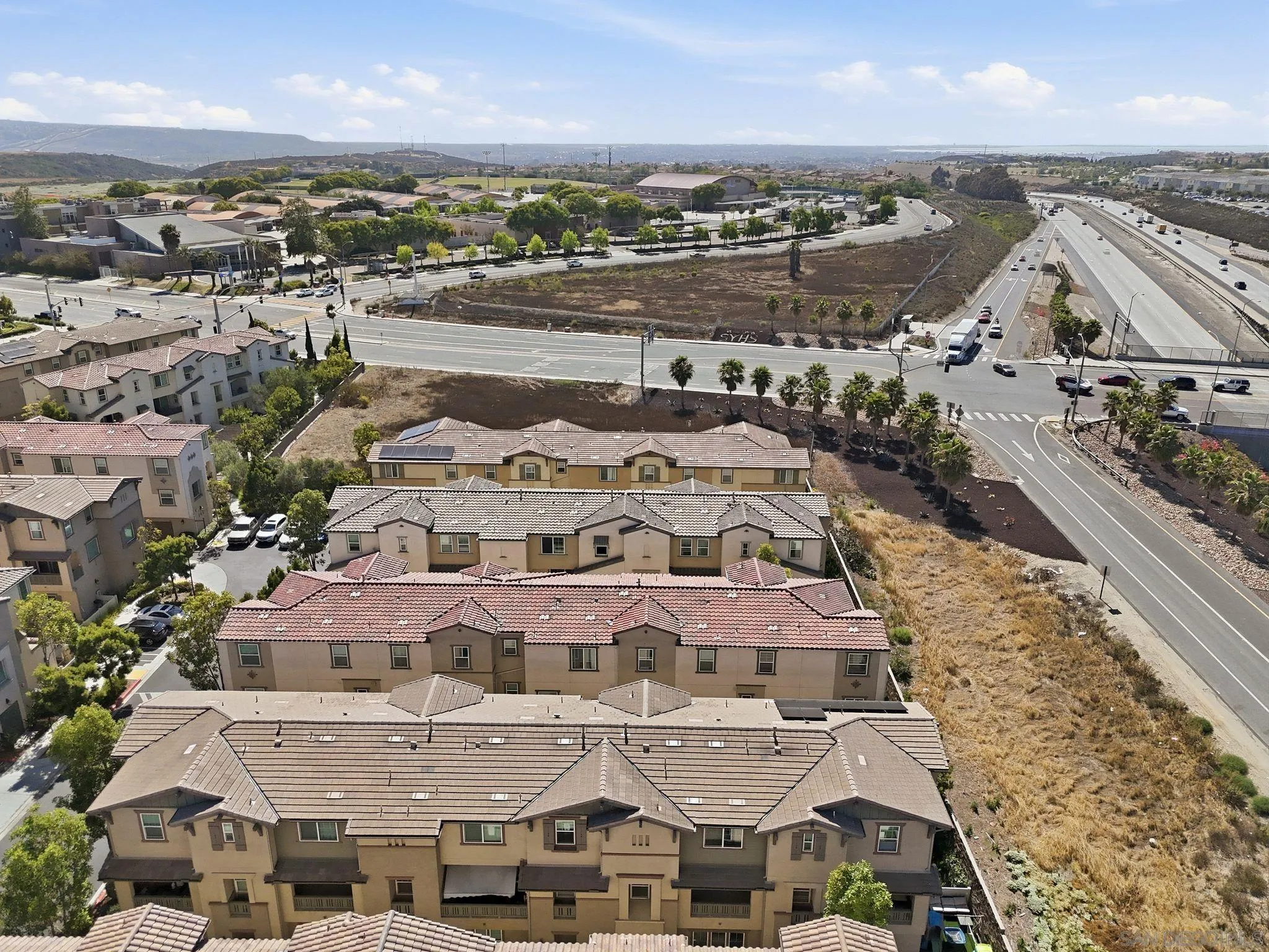 https://cdn.realtyfeed.com/cdn/127/260014216/aecea3dedcd9143afc166b89678474fa.webp