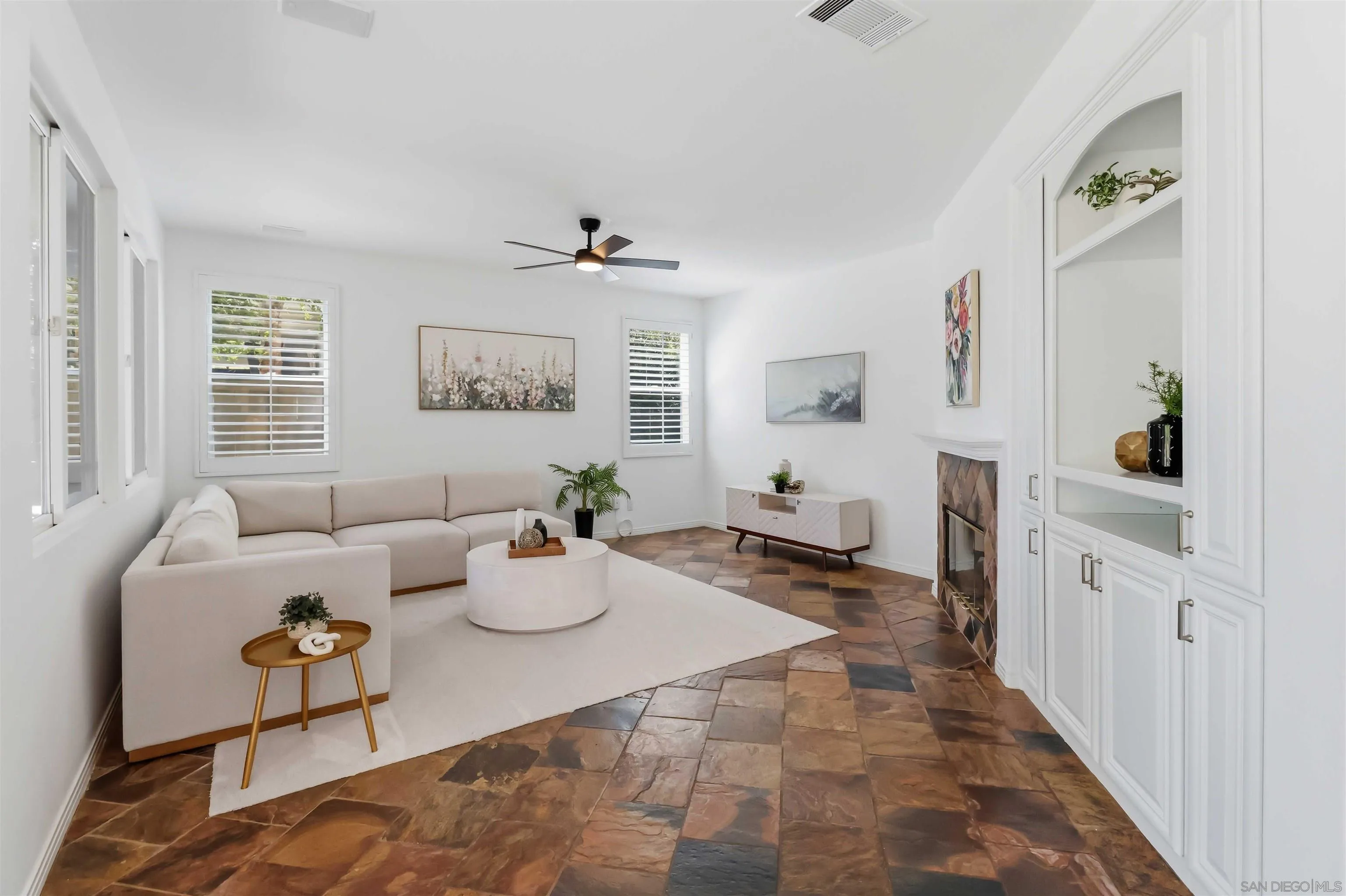 https://cdn.realtyfeed.com/cdn/127/260014220/763790dbc50a3aa2c1c15dea9134299a.webp