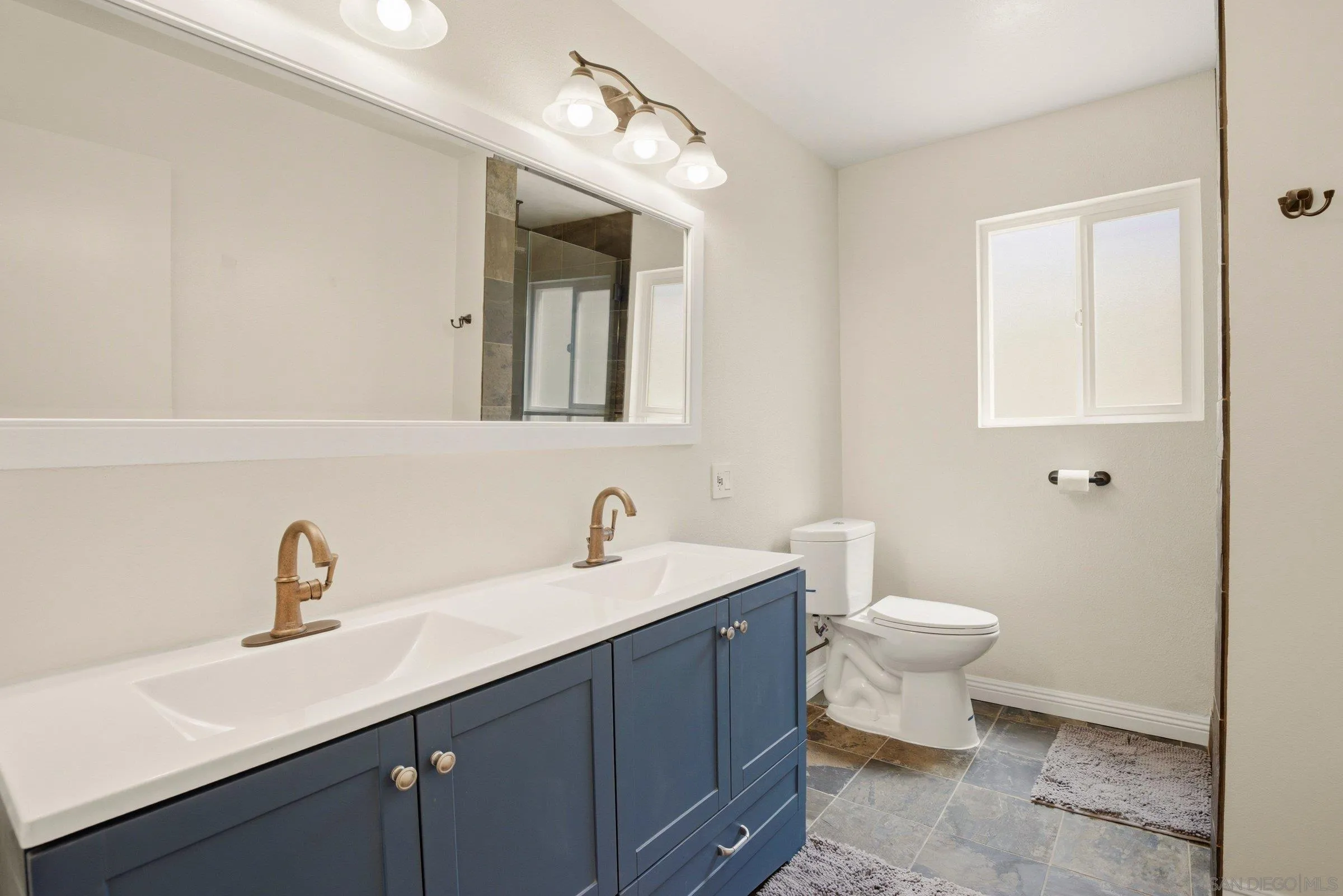 https://cdn.realtyfeed.com/cdn/127/260014221/9782c038c6655f6b36a7cfe502d90ea3.webp