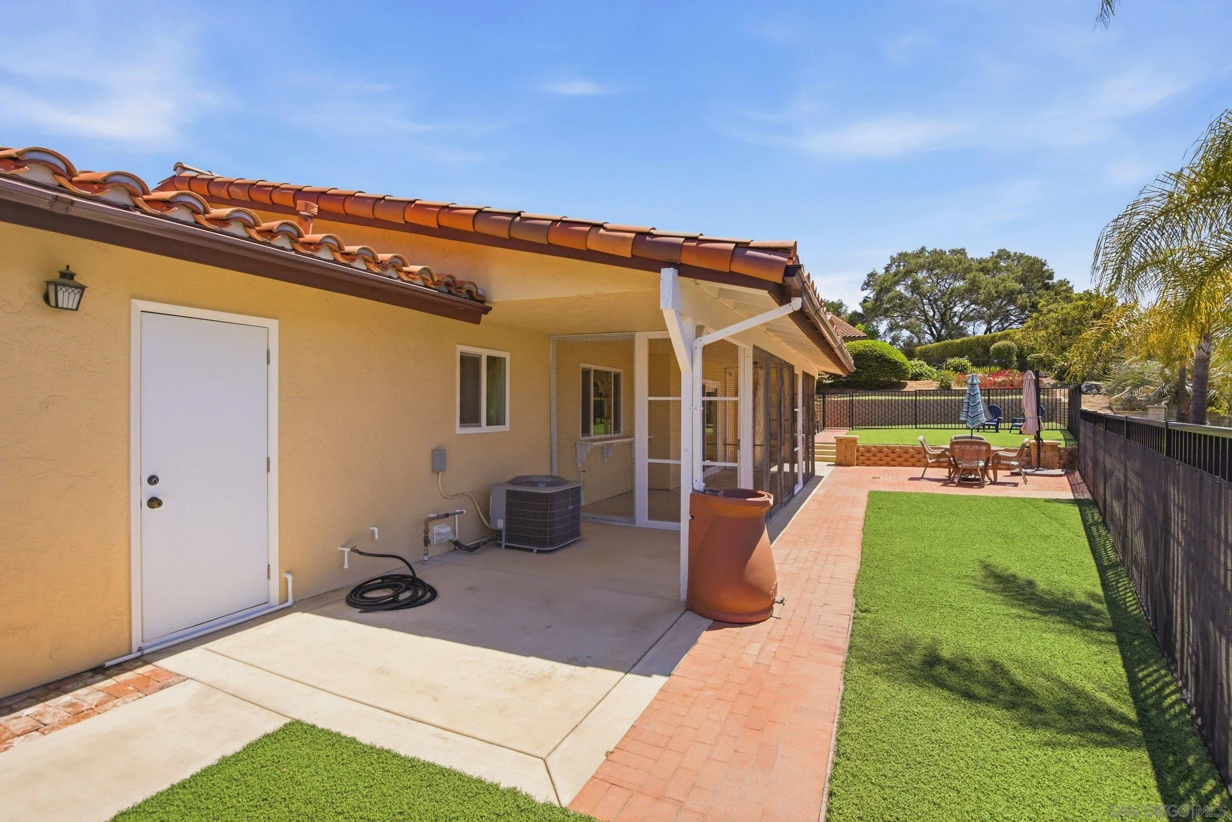 https://cdn.realtyfeed.com/cdn/127/260014221/c32bd2e302a6df6868991ffcfc00e99c.webp
